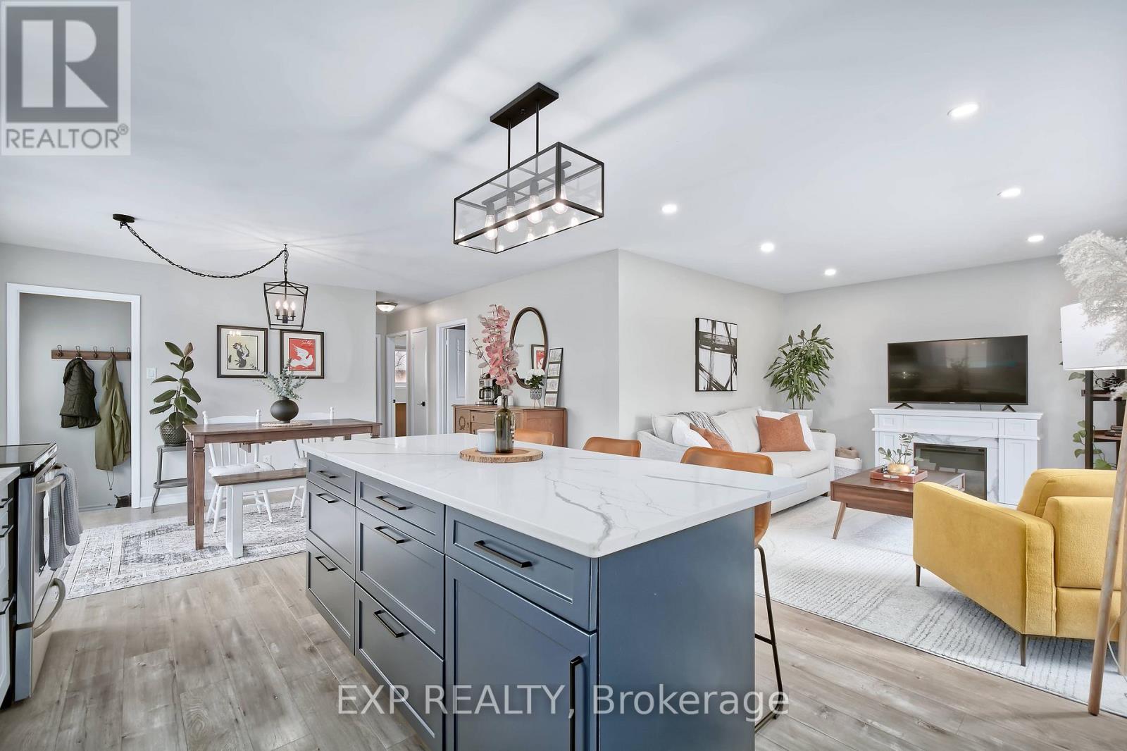 8 Metcalfe Crescent, London South, Ontario  N6E 1H9 - Photo 10 - X12933878