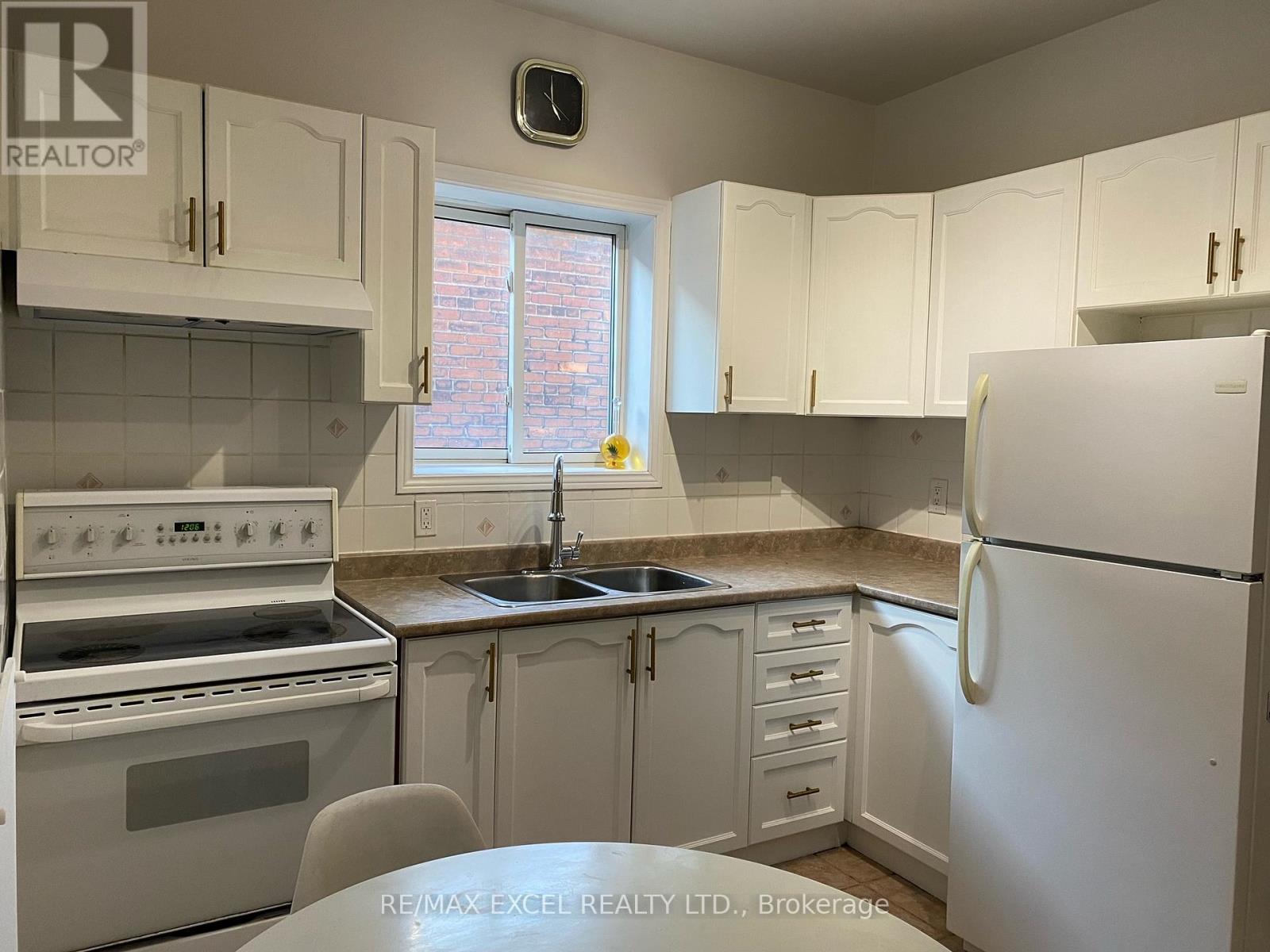 Second Floor - 359 Barton Street E, Hamilton, Ontario  L8L 2X8 - Photo 3 - X12853618