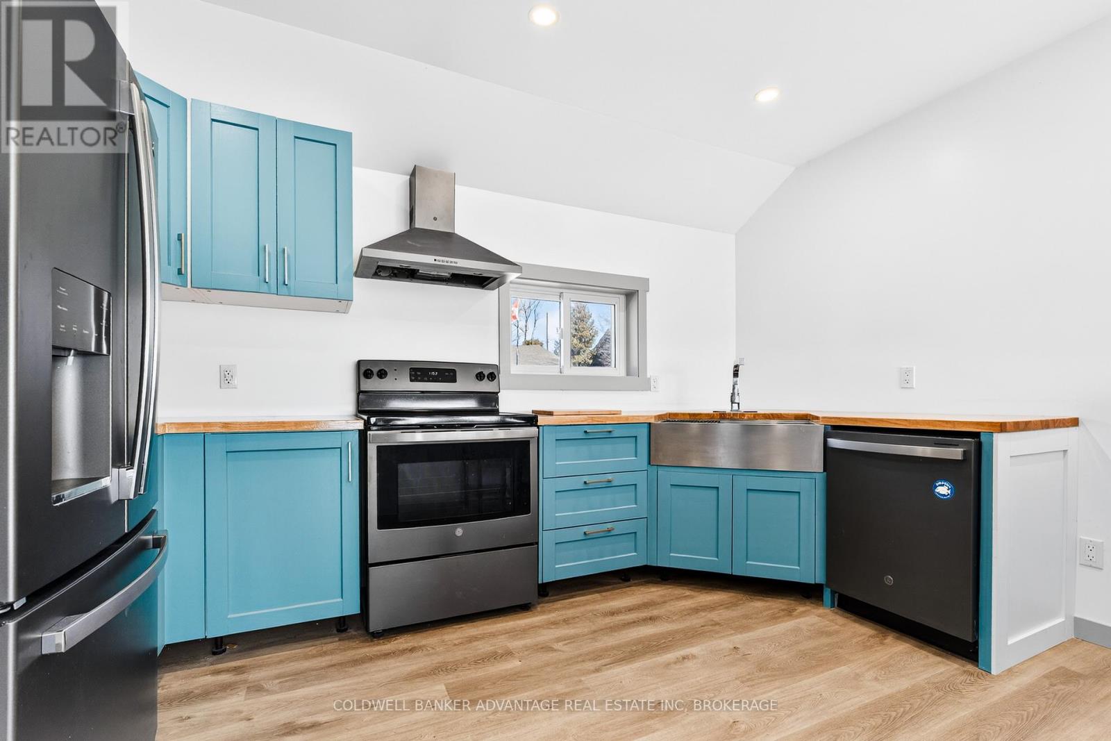 1456 Lakeshore Road, Haldimand, Ontario  N0A 1P0 - Photo 13 - X12933884