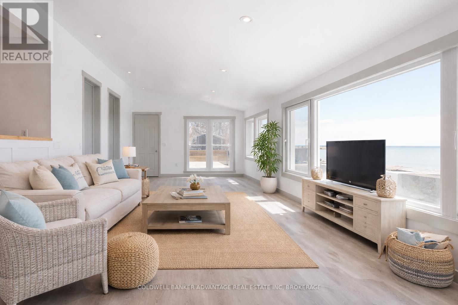 1456 Lakeshore Road, Haldimand, Ontario  N0A 1P0 - Photo 15 - X12933884