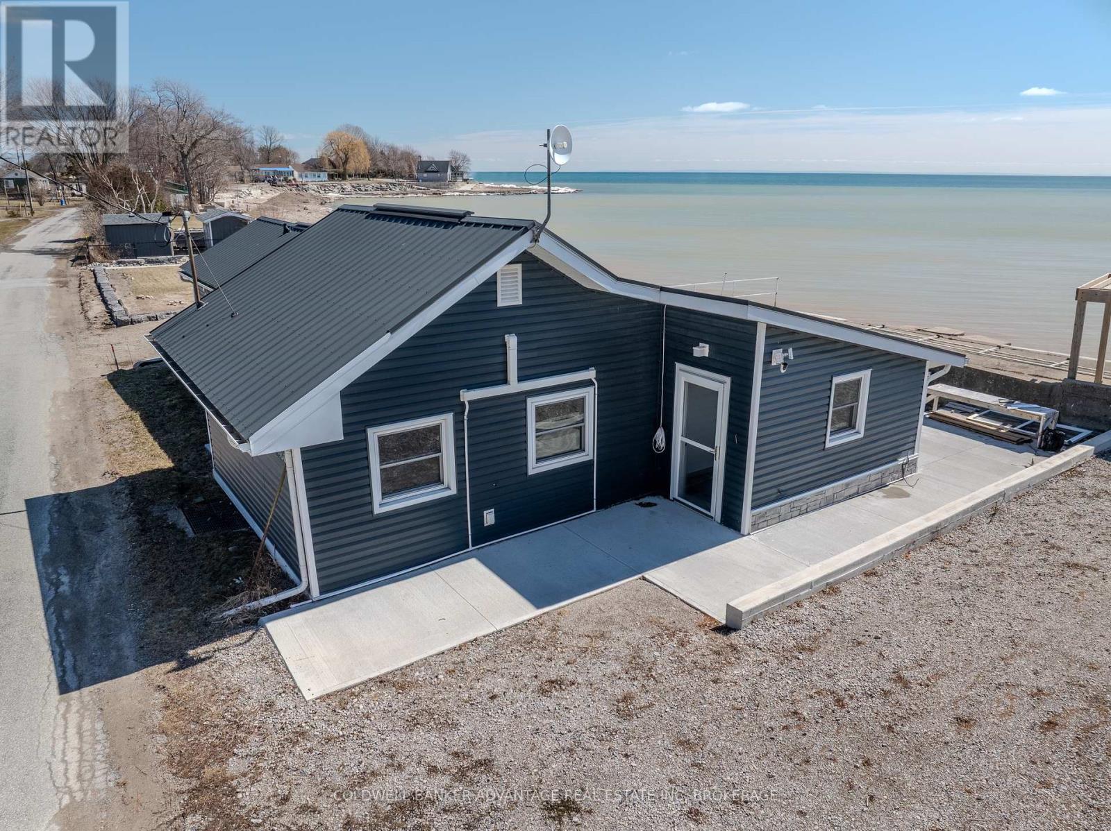 1456 Lakeshore Road, Haldimand, Ontario  N0A 1P0 - Photo 2 - X12933884