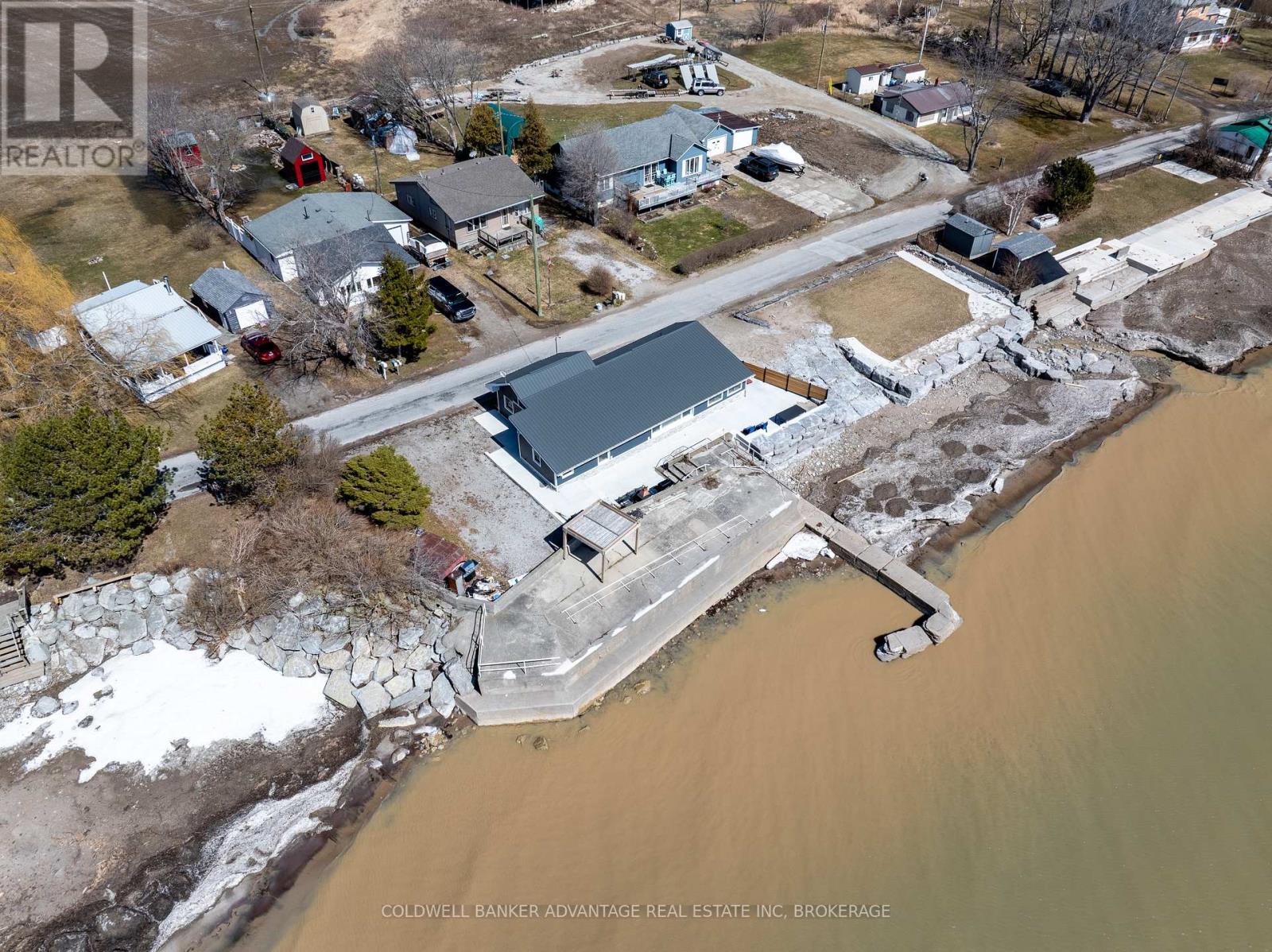 1456 Lakeshore Road, Haldimand, Ontario  N0A 1P0 - Photo 9 - X12933884