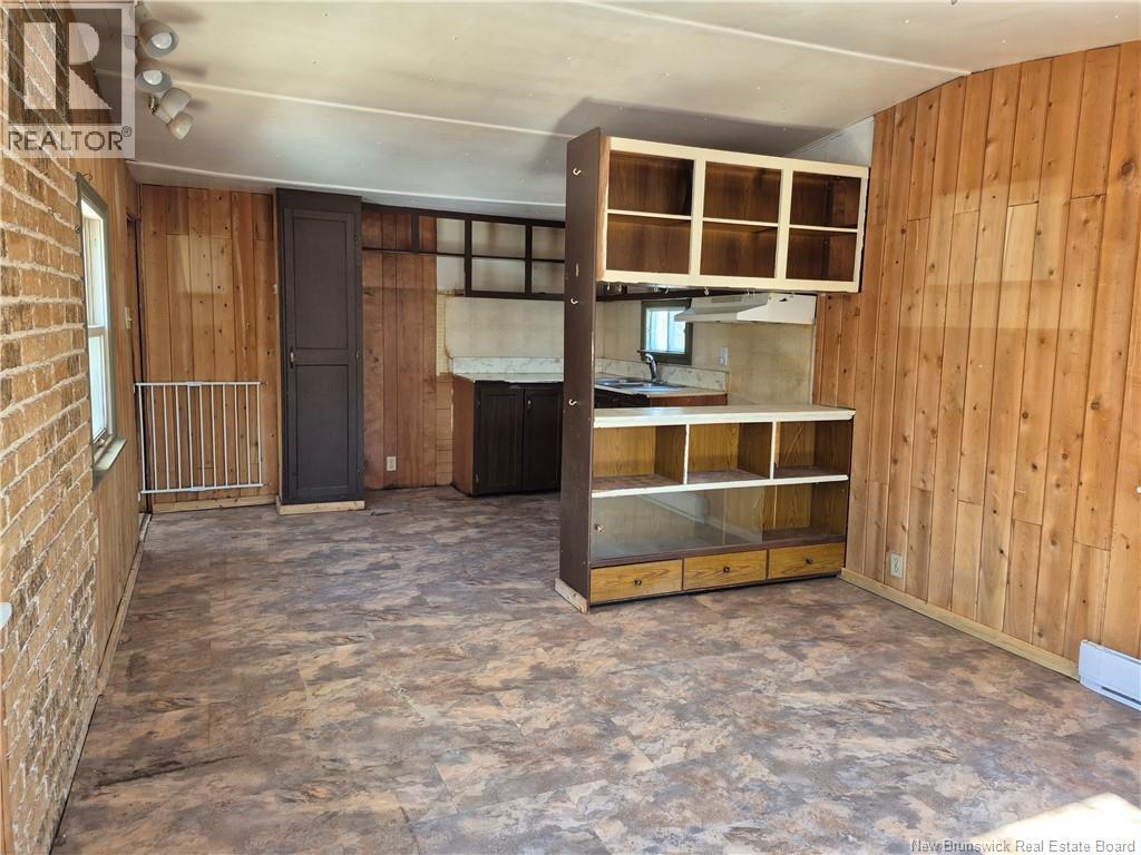 41 Rowan Street, Fredericton, New Brunswick  E3B 8M3 - Photo 11 - NB136030