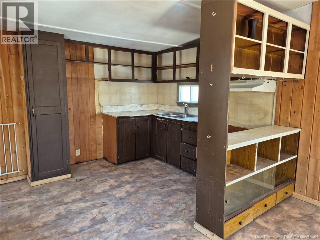 41 Rowan Street, Fredericton, New Brunswick  E3B 8M3 - Photo 12 - NB136030