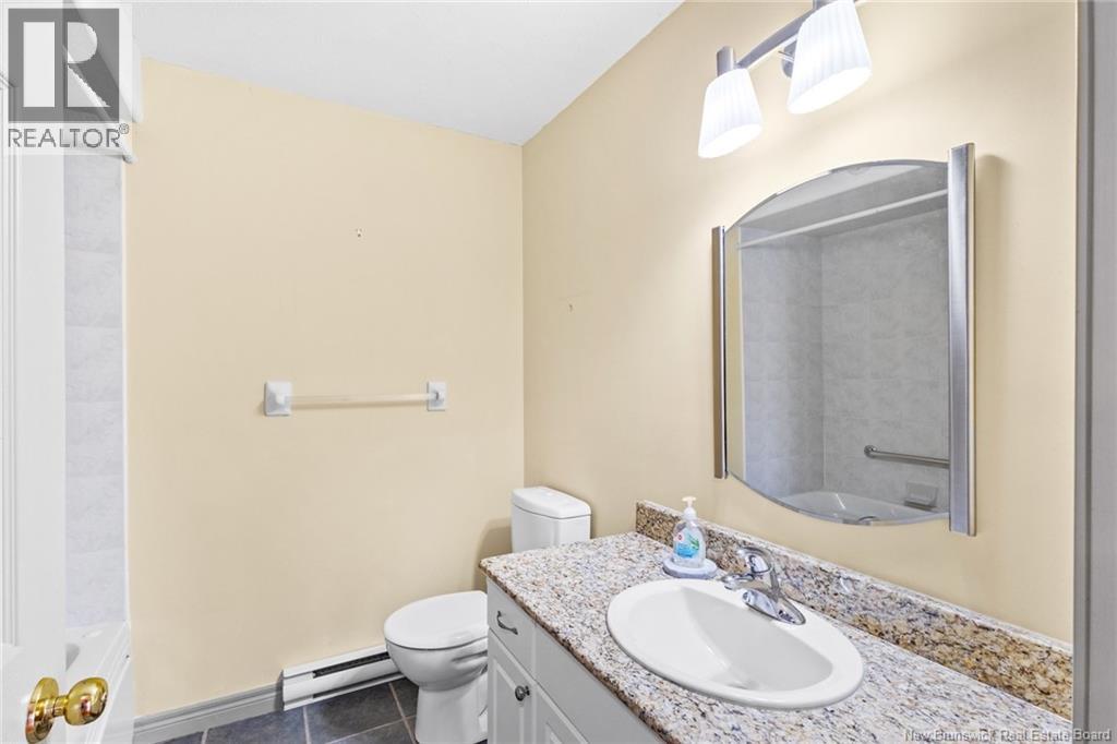 1 Golf Greens Lane Unit# 409, Fredericton, New Brunswick  E3B 9T9 - Photo 37 - NB136037