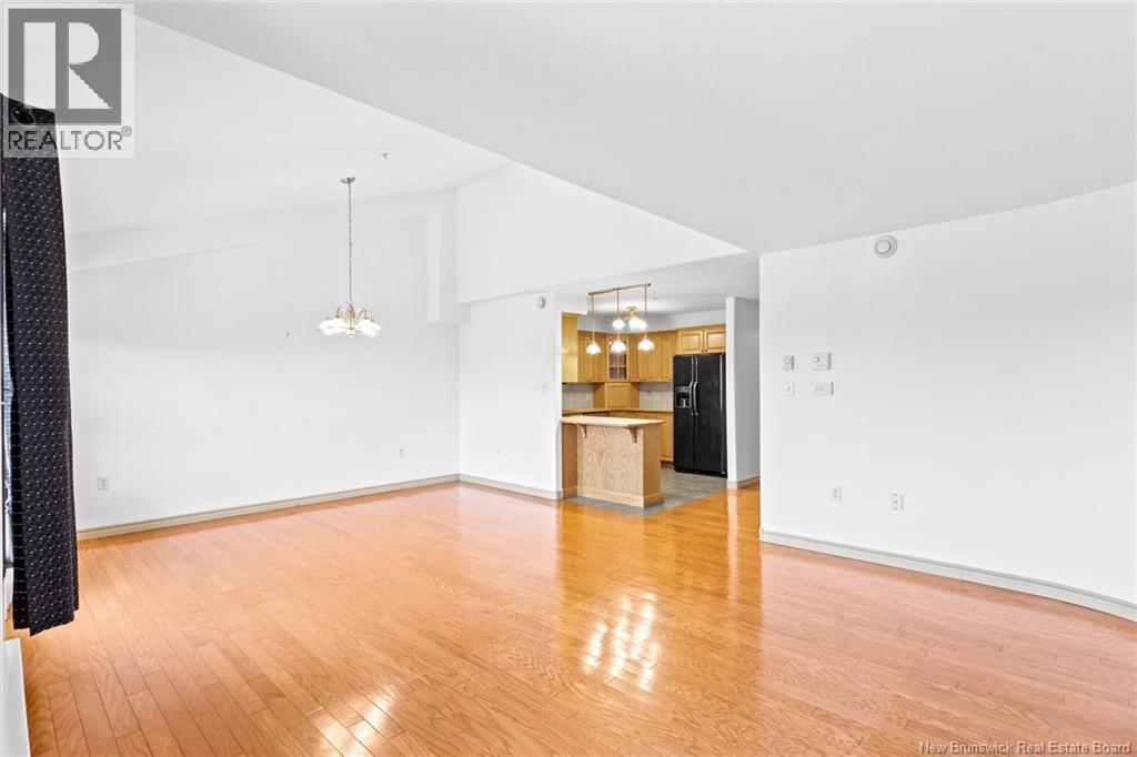 1 Golf Greens Lane Unit# 409, Fredericton, New Brunswick  E3B 9T9 - Photo 20 - NB136037