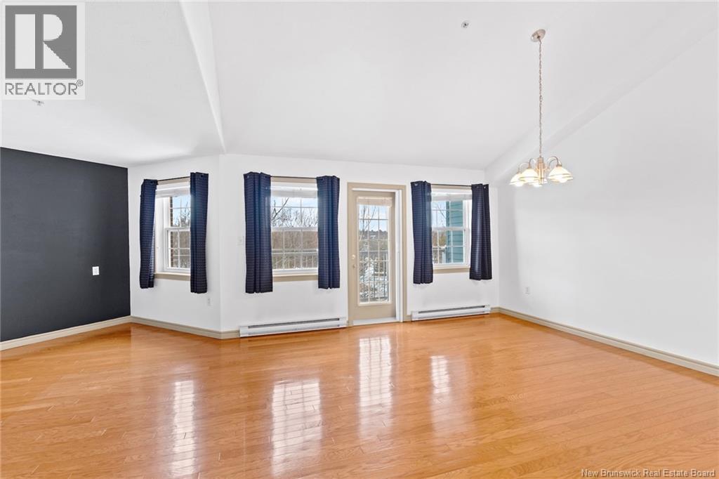 1 Golf Greens Lane Unit# 409, Fredericton, New Brunswick  E3B 9T9 - Photo 14 - NB136037