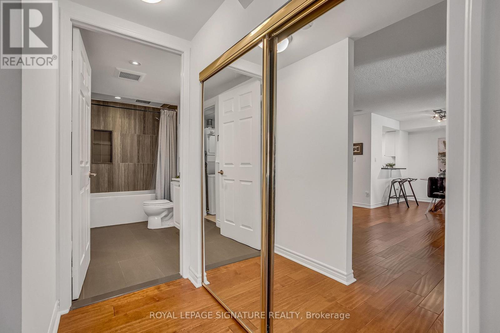 411 - 18 Concorde Place, Toronto, Ontario  M3C 3T9 - Photo 22 - C12933906