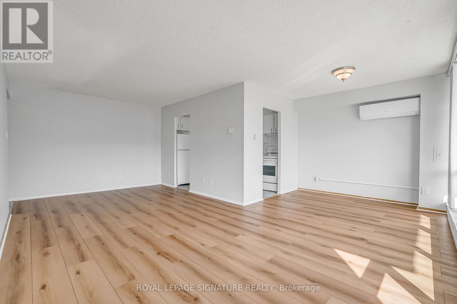 #405 - 1801 O'connor Drive, Toronto, Ontario  M4A 2P8 - Photo 10 - C12933912