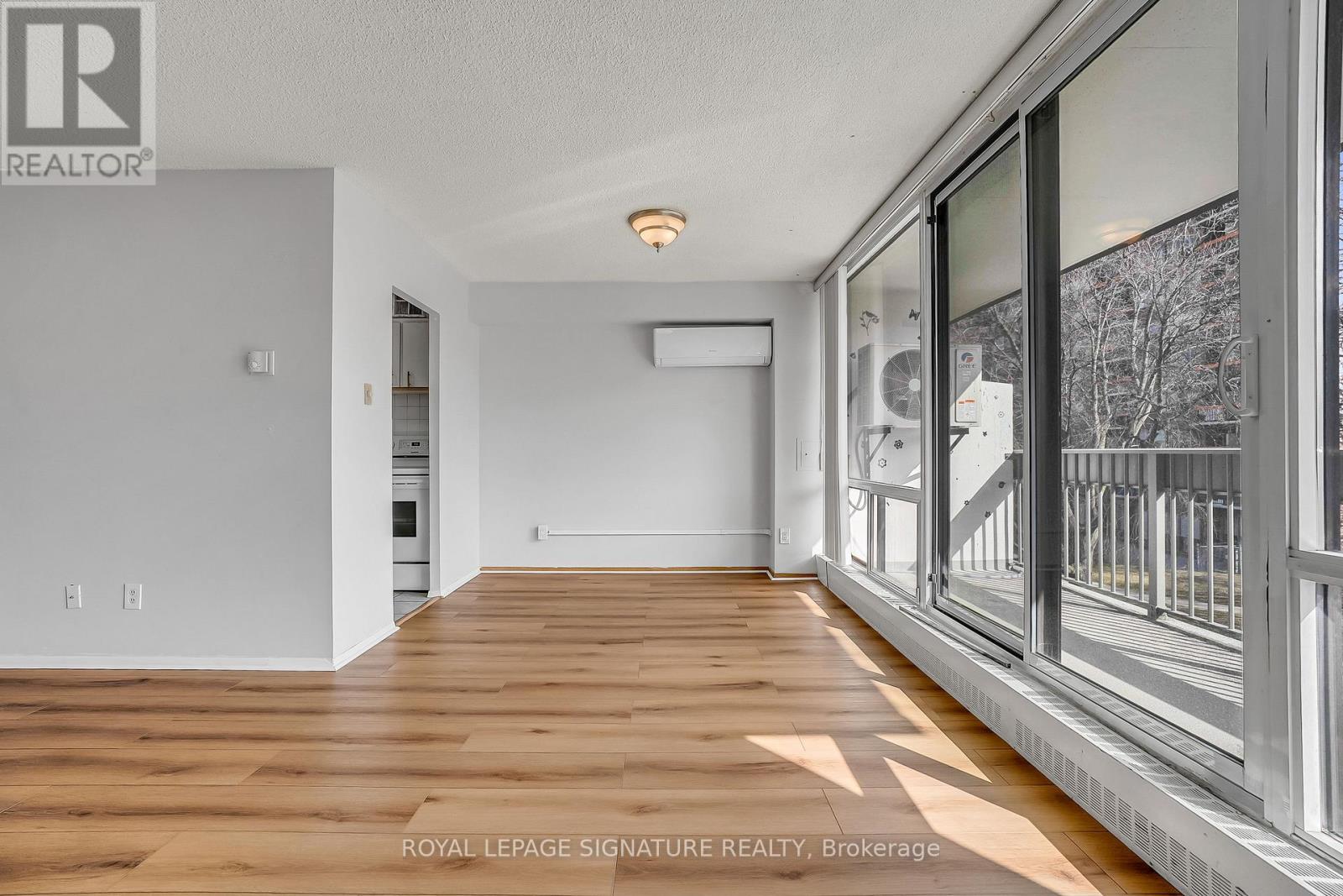 #405 - 1801 O'connor Drive, Toronto, Ontario  M4A 2P8 - Photo 12 - C12933912