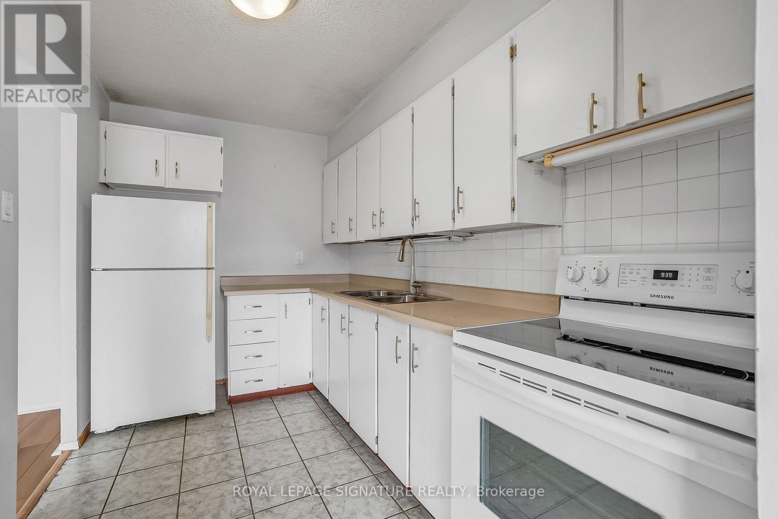 #405 - 1801 O'connor Drive, Toronto, Ontario  M4A 2P8 - Photo 13 - C12933912