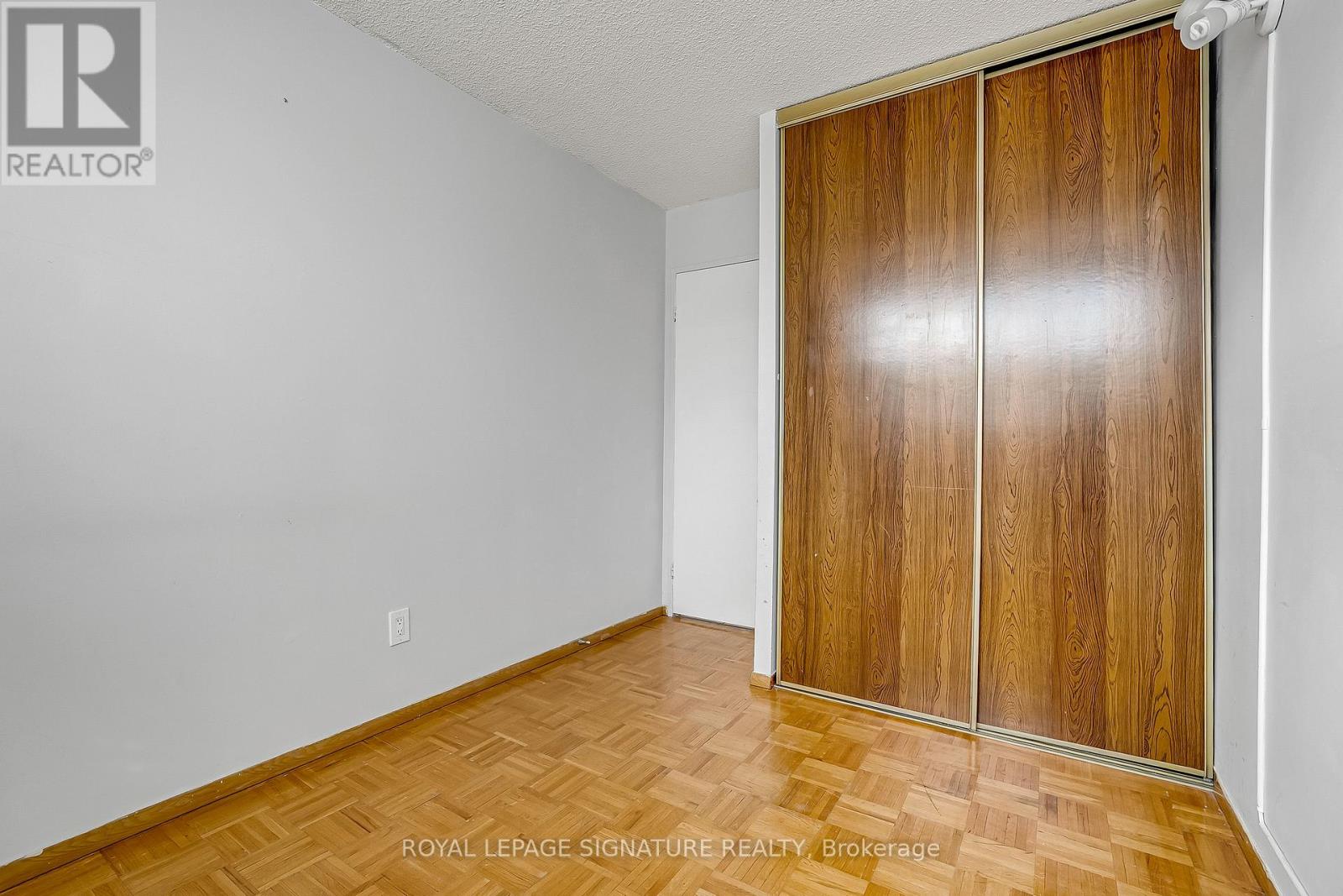 #405 - 1801 O'connor Drive, Toronto, Ontario  M4A 2P8 - Photo 24 - C12933912