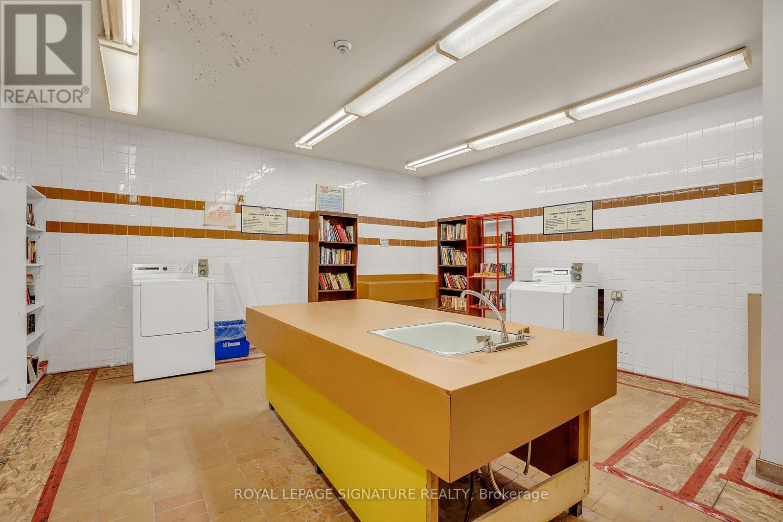 #405 - 1801 O'connor Drive, Toronto, Ontario  M4A 2P8 - Photo 32 - C12933912