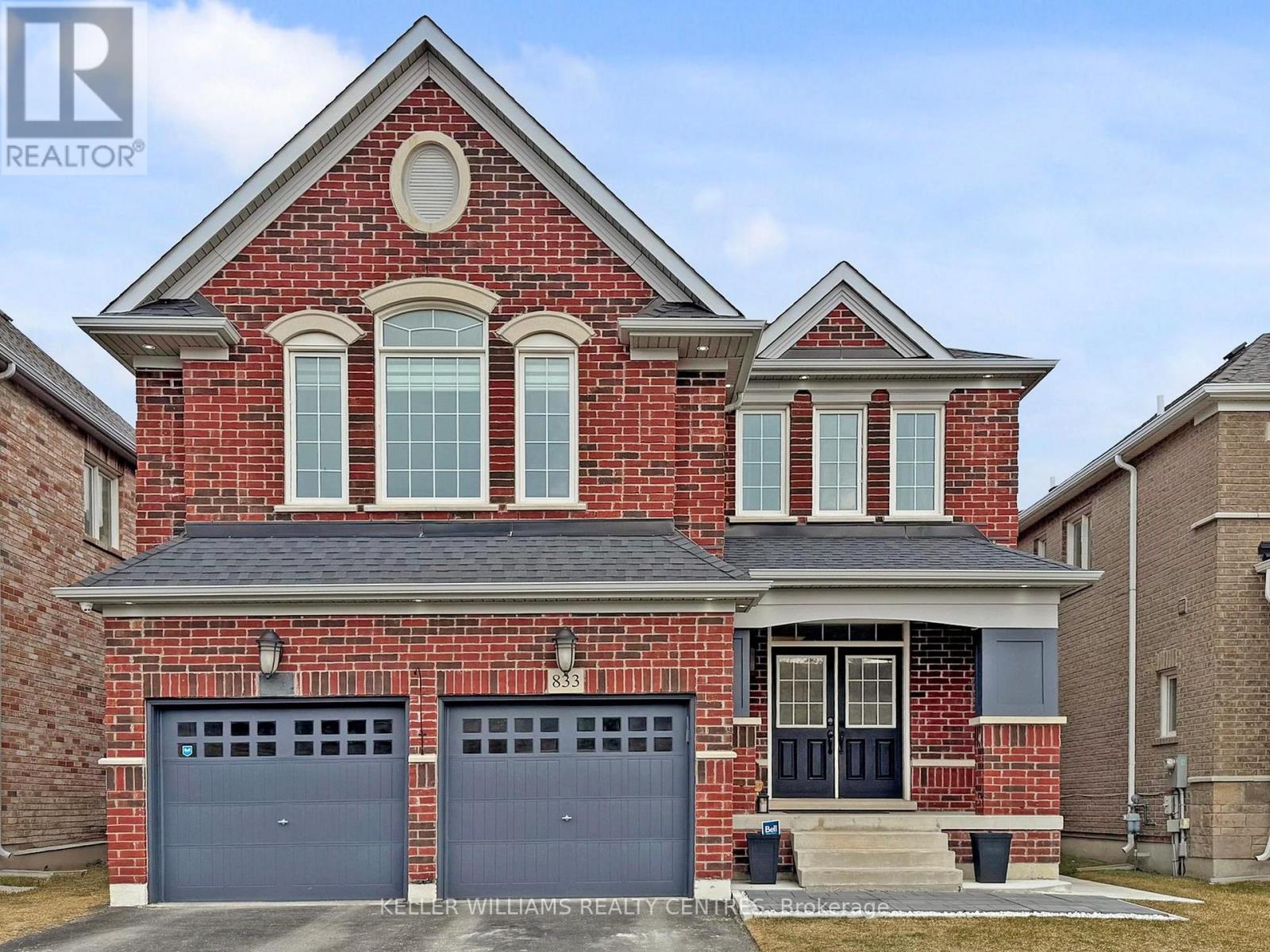 833 Langford Boulevard, Bradford West Gwillimbury, Ontario  L3L 0X6 - Photo 2 - N12933876