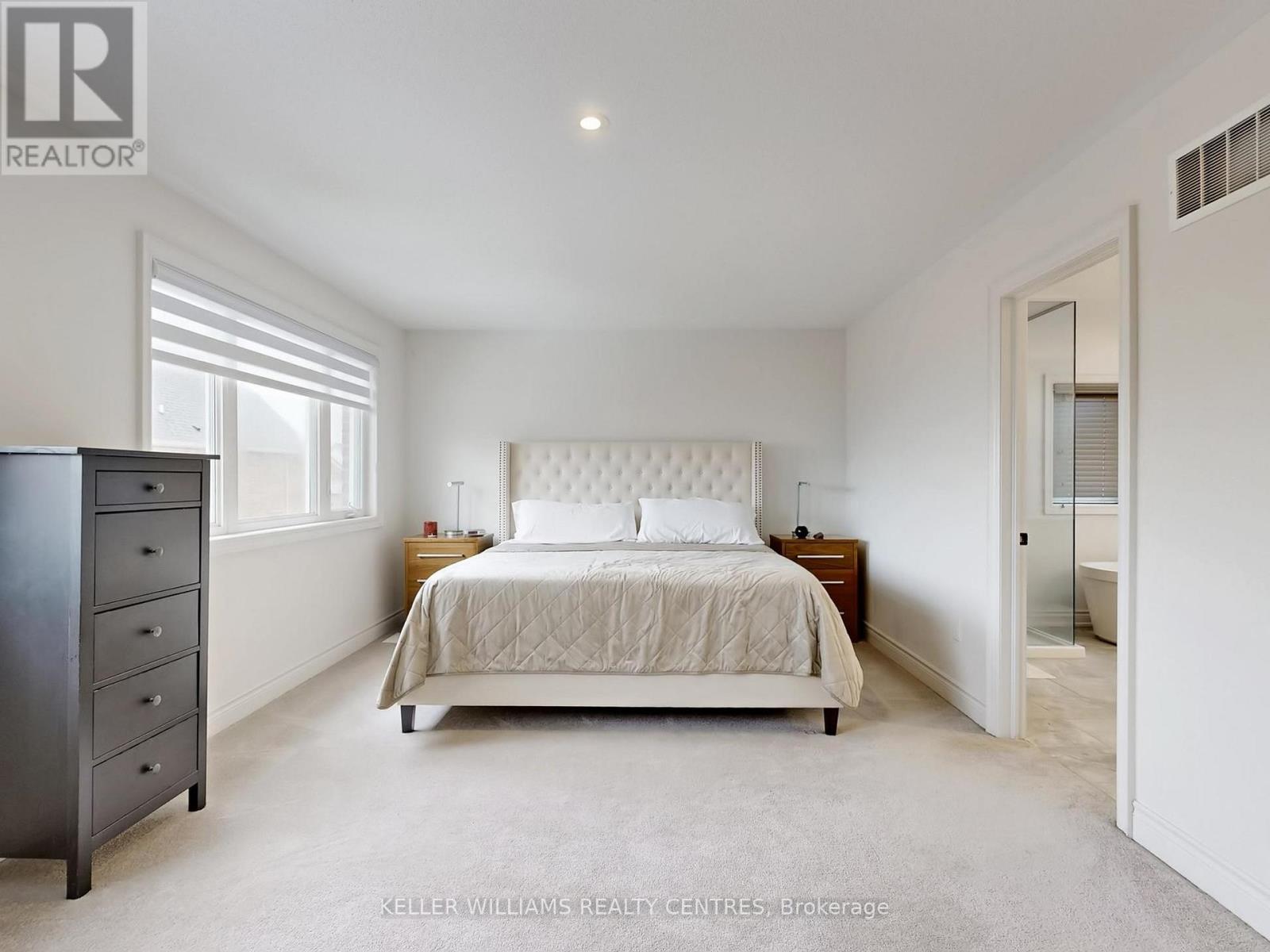 833 Langford Boulevard, Bradford West Gwillimbury, Ontario  L3L 0X6 - Photo 29 - N12933876