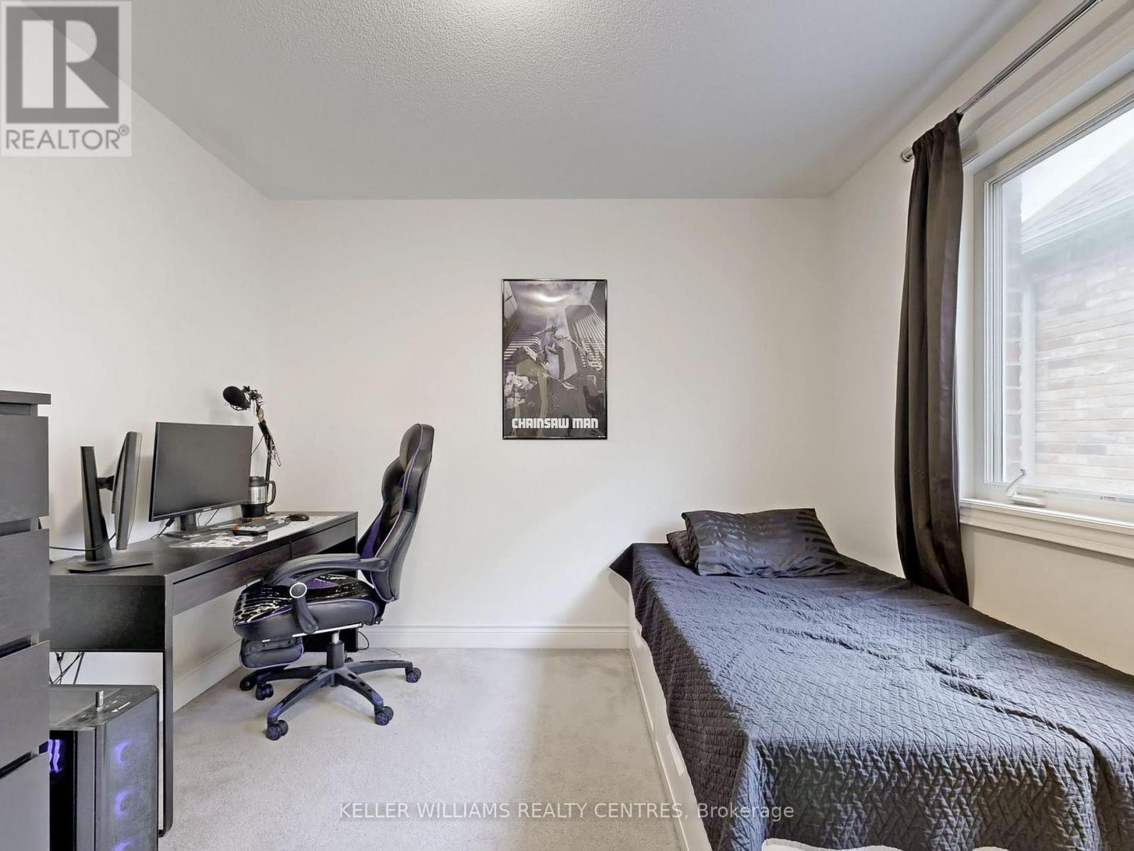 833 Langford Boulevard, Bradford West Gwillimbury, Ontario  L3L 0X6 - Photo 38 - N12933876