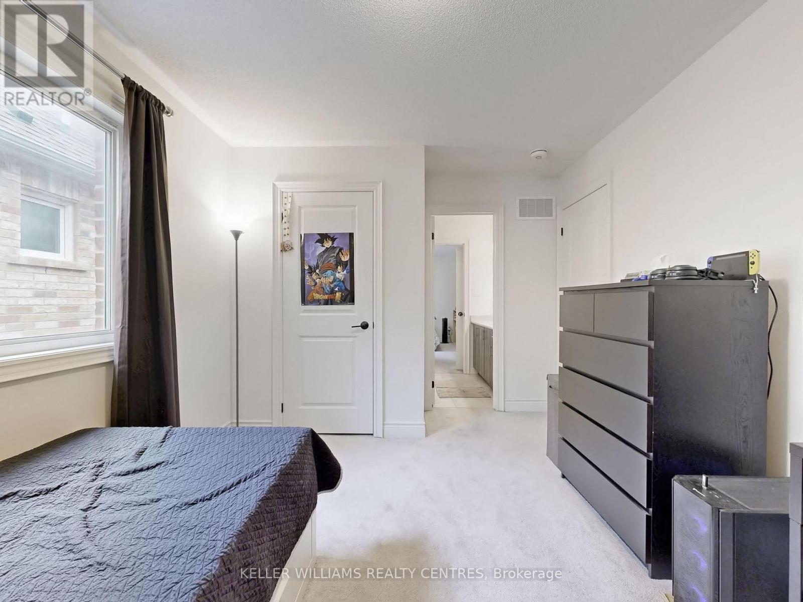 833 Langford Boulevard, Bradford West Gwillimbury, Ontario  L3L 0X6 - Photo 39 - N12933876