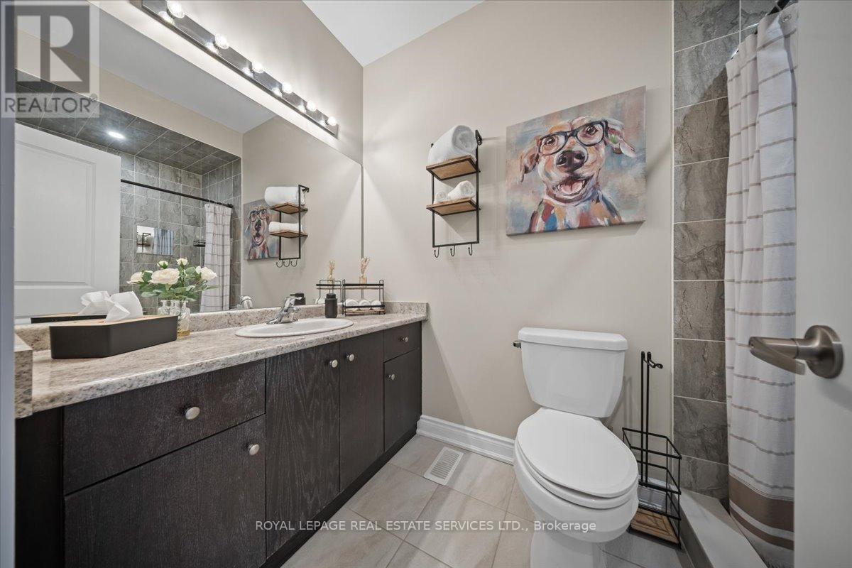 24 Gilroy Court, New Tecumseth, Ontario  L9R 0K8 - Photo 24 - N12933910