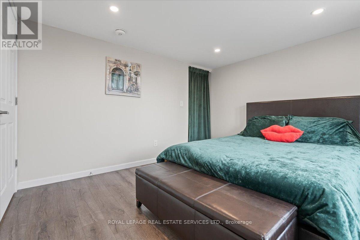 24 Gilroy Court, New Tecumseth, Ontario  L9R 0K8 - Photo 26 - N12933910