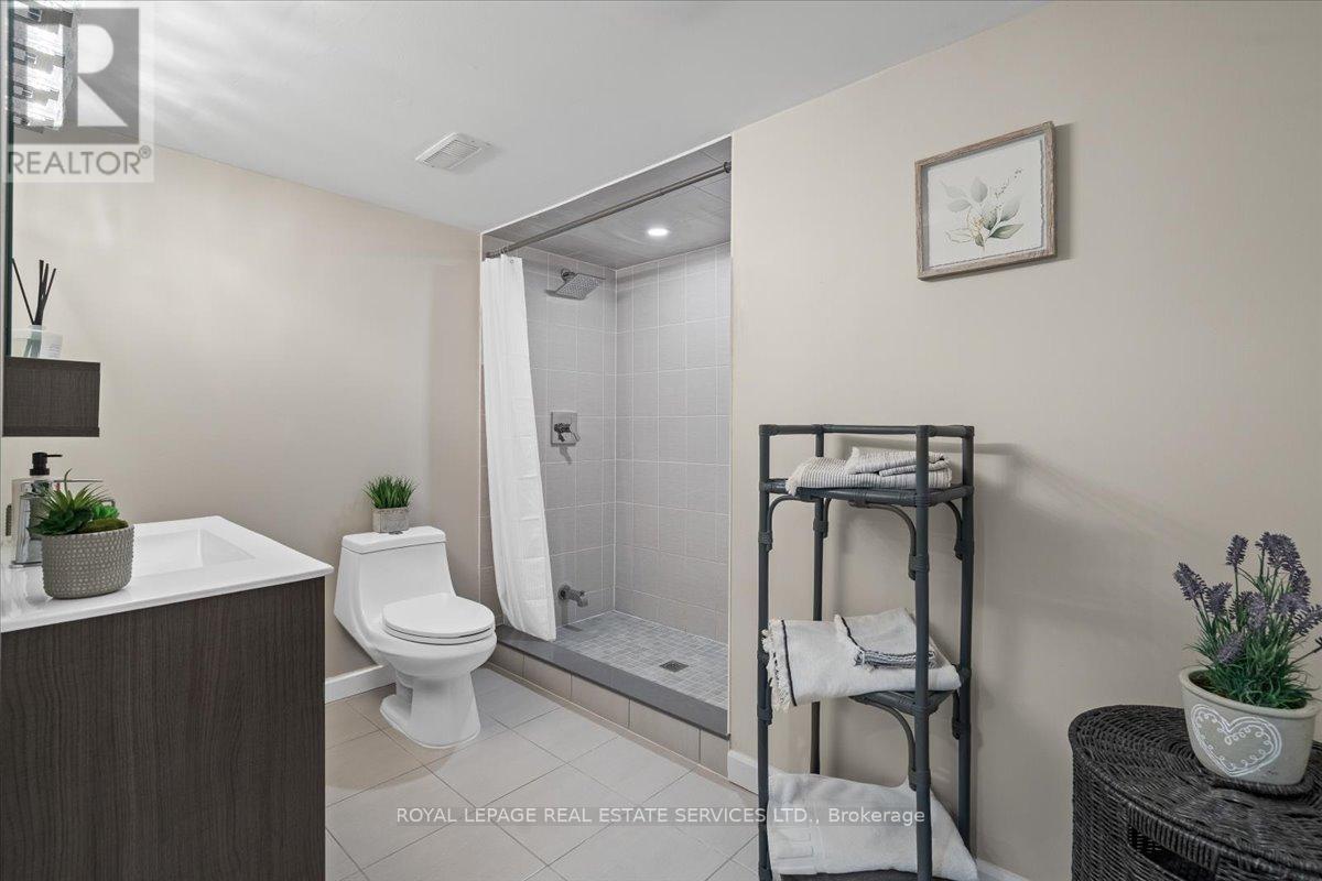 24 Gilroy Court, New Tecumseth, Ontario  L9R 0K8 - Photo 27 - N12933910