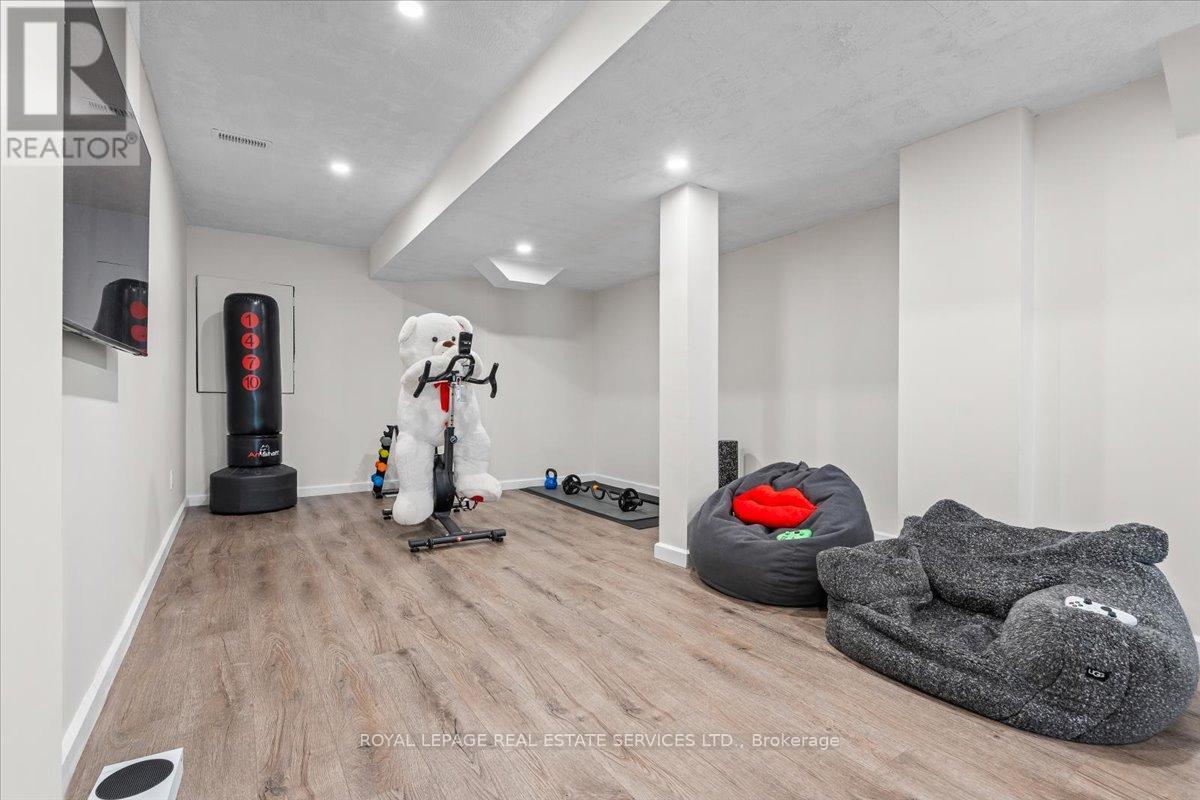 24 Gilroy Court, New Tecumseth, Ontario  L9R 0K8 - Photo 31 - N12933910