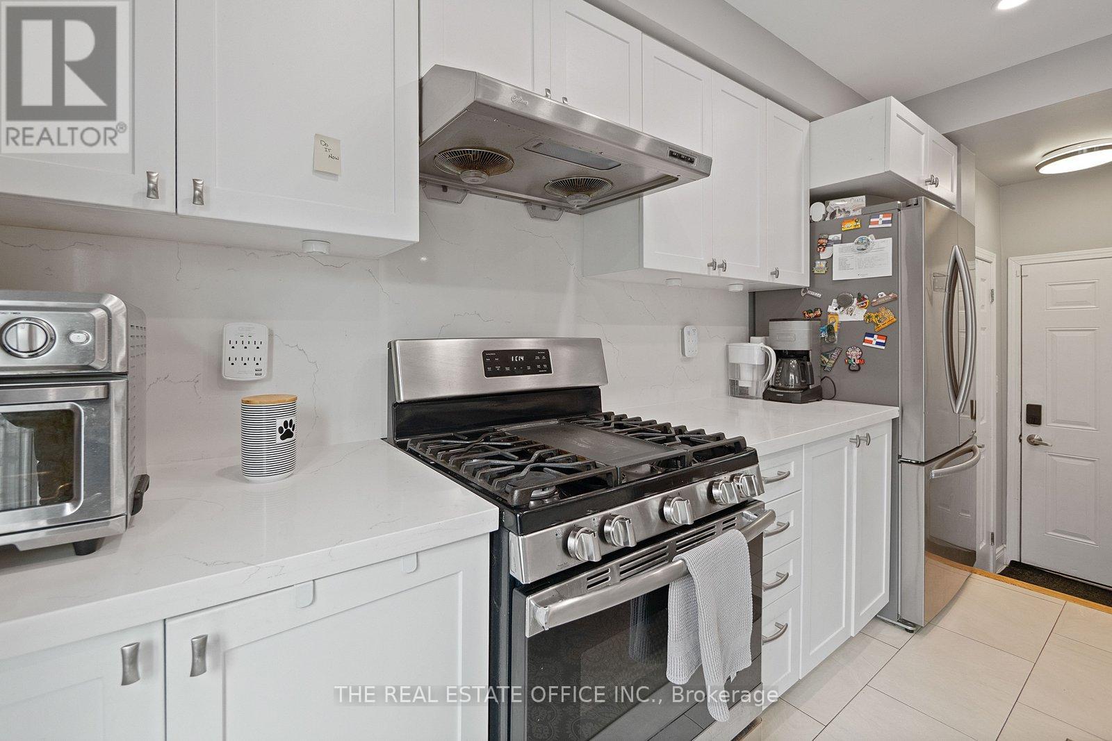 344 Prosser Circle, Milton (Ha Harrison), Ontario  L9T 0P5 - Photo 16 - W12906998