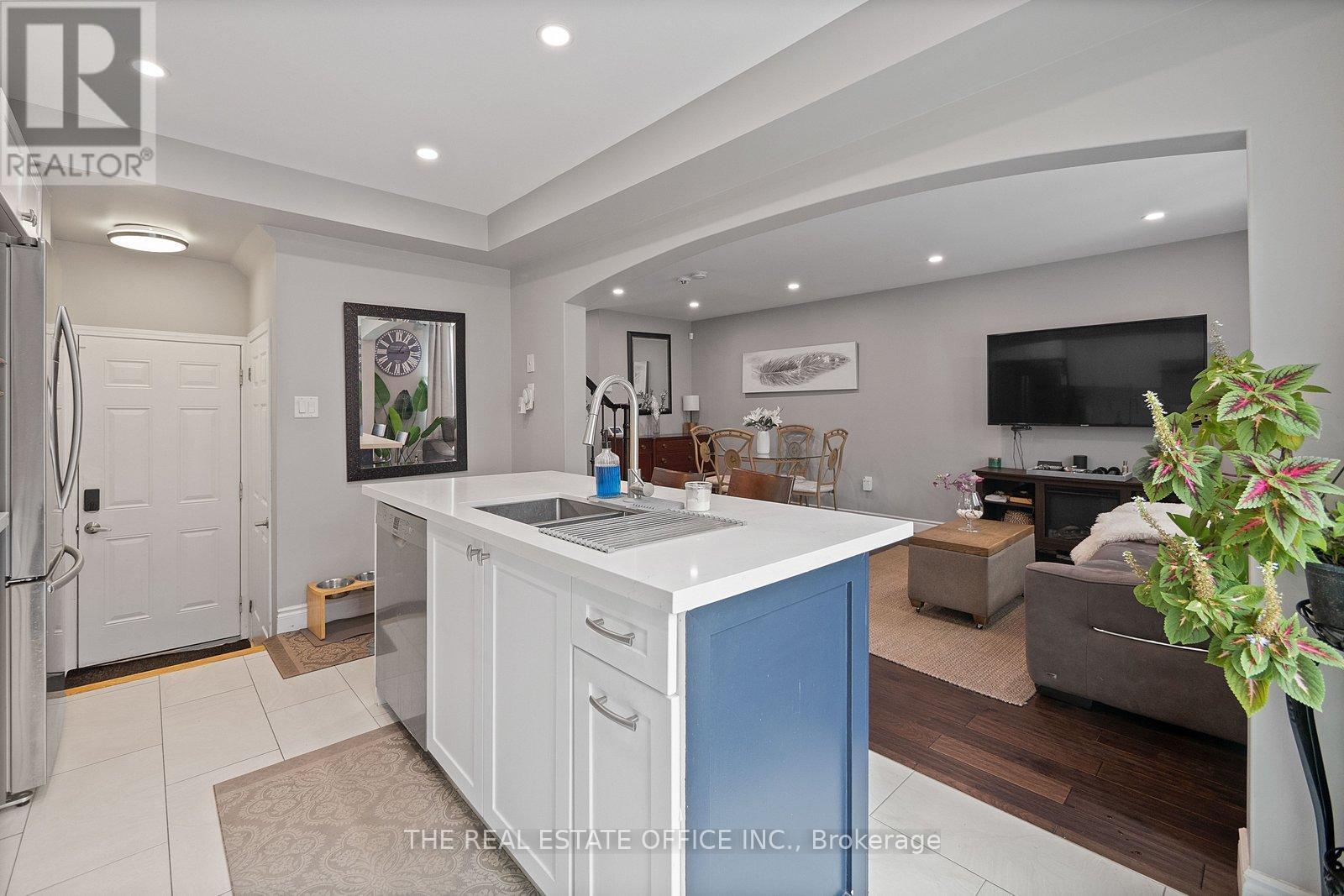 344 Prosser Circle, Milton (Ha Harrison), Ontario  L9T 0P5 - Photo 20 - W12906998