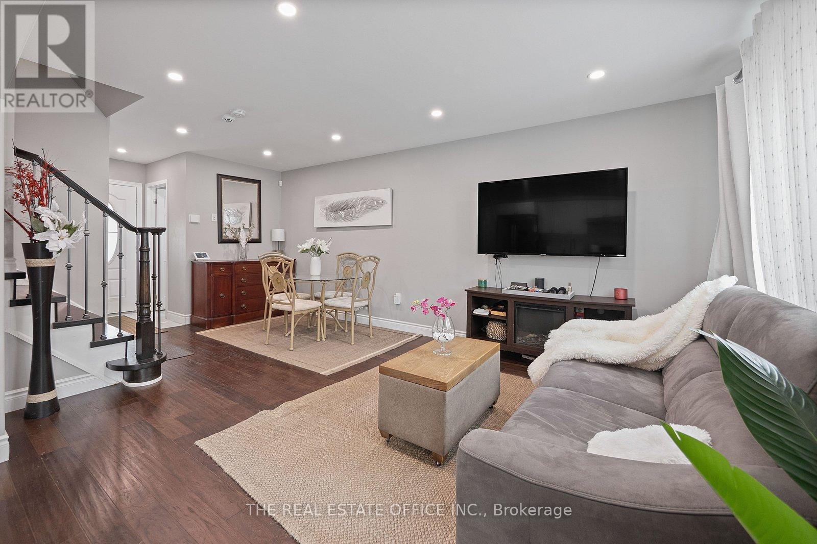 344 Prosser Circle, Milton (Ha Harrison), Ontario  L9T 0P5 - Photo 11 - W12906998