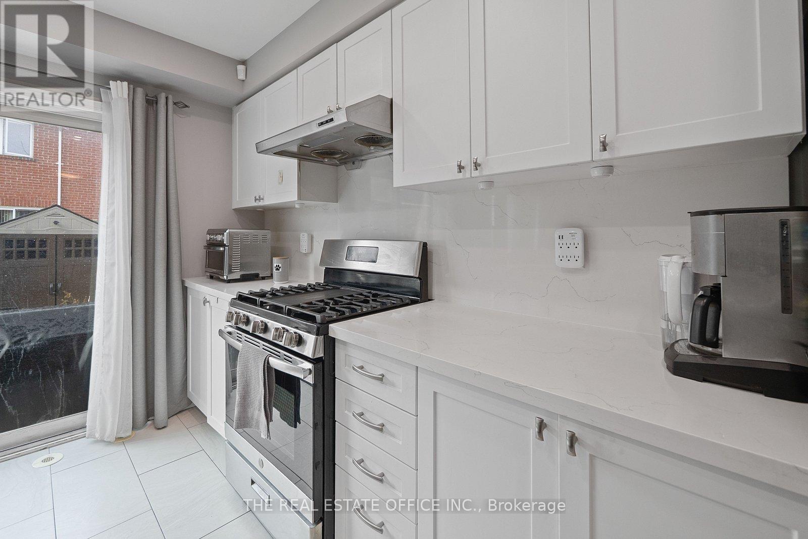 344 Prosser Circle, Milton (Ha Harrison), Ontario  L9T 0P5 - Photo 19 - W12906998