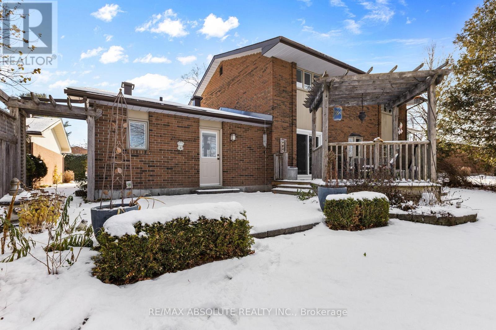 22 Banting Crescent, Ottawa, Ontario  K2K 1P4 - Photo 39 - X12735056