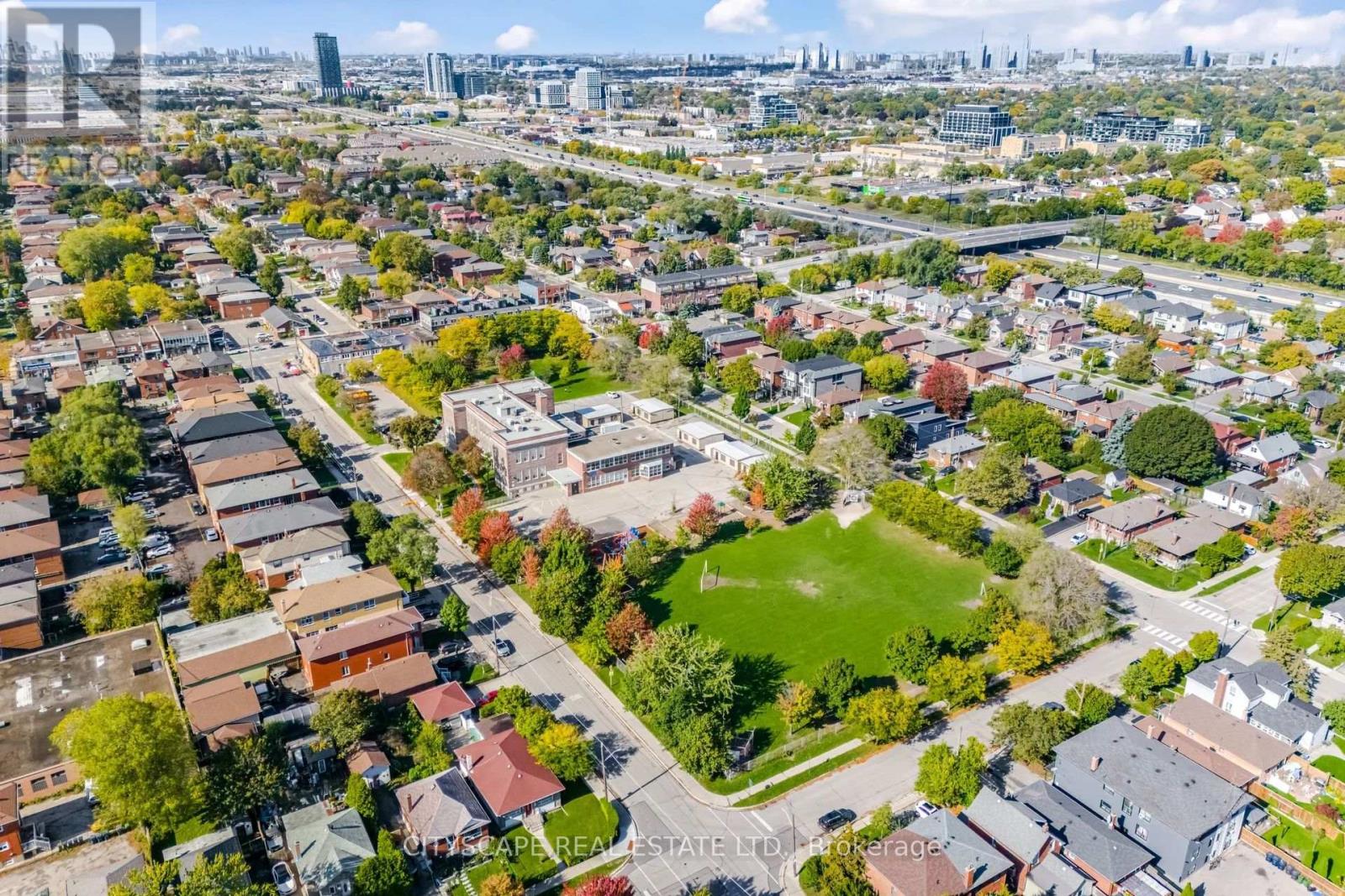 49 Algoma Street, Toronto, Ontario  M8Y 1C4 - Photo 22 - W12933898