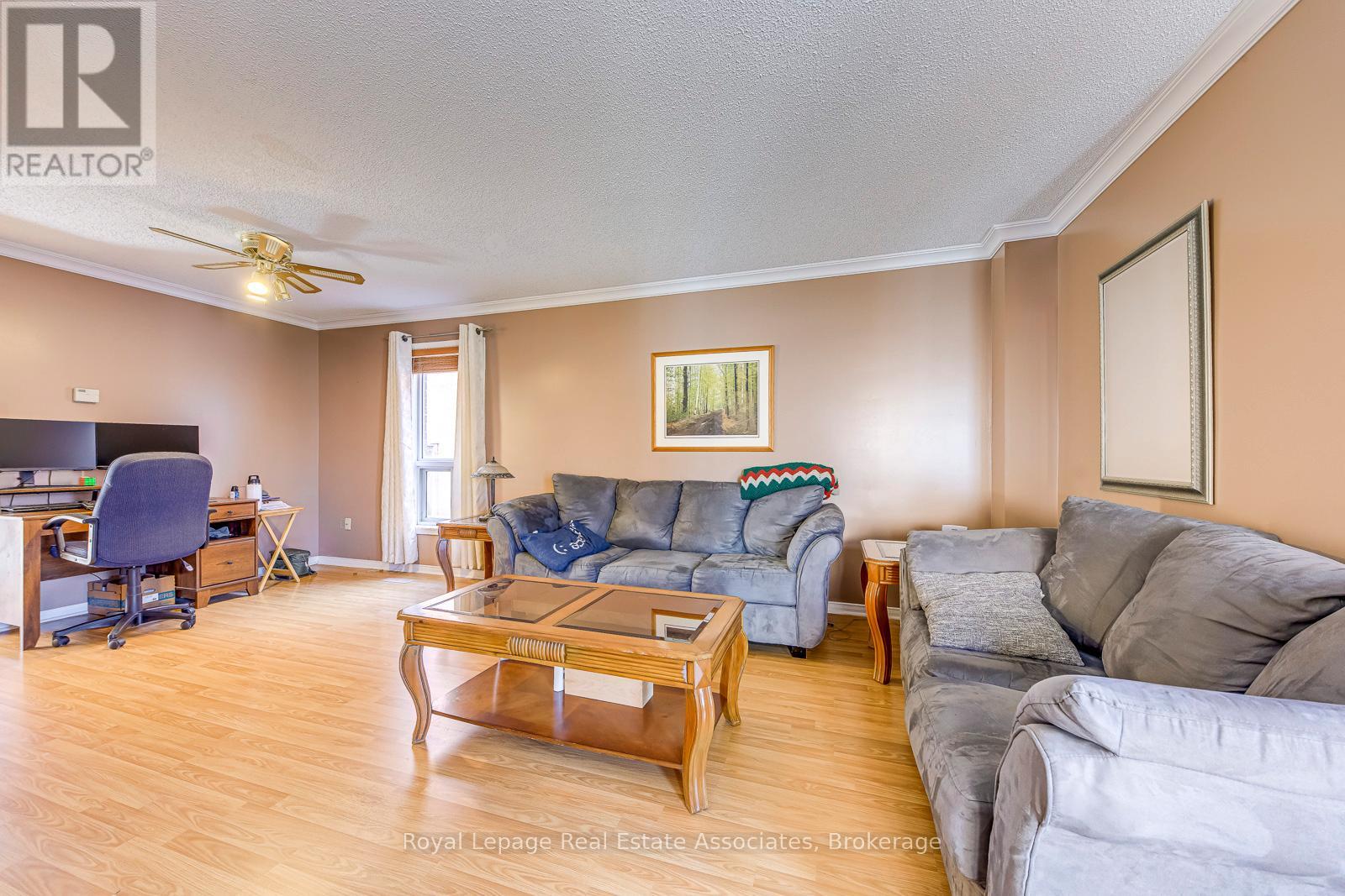 49 Letty Avenue, Brampton, Ontario L6Y 4T1 - Photo 10 - W12933900