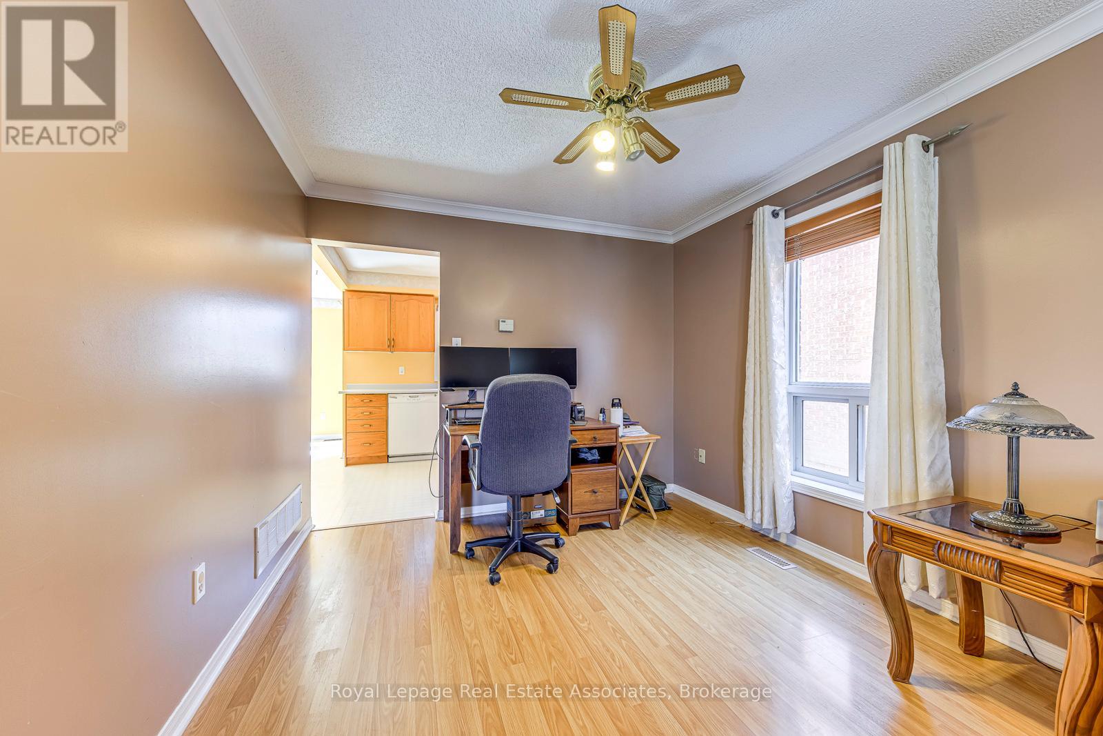 49 Letty Avenue, Brampton, Ontario L6Y 4T1 - Photo 11 - W12933900