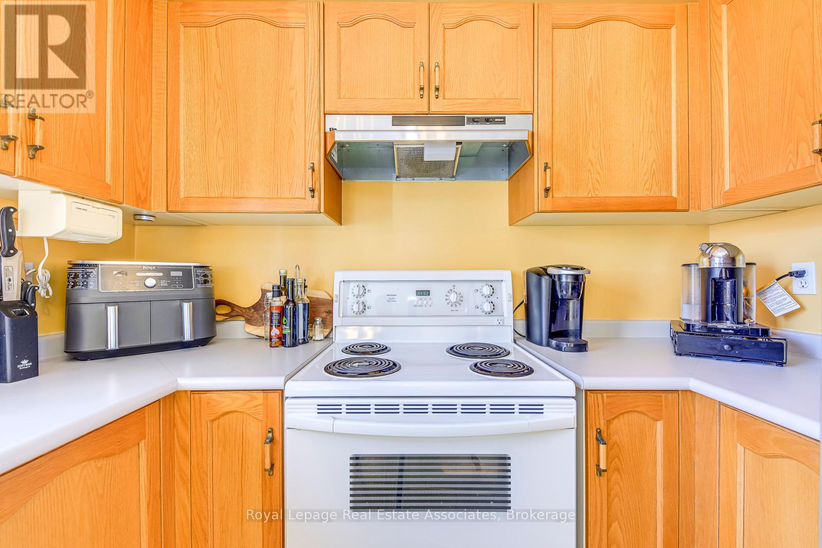 49 Letty Avenue, Brampton, Ontario L6Y 4T1 - Photo 20 - W12933900