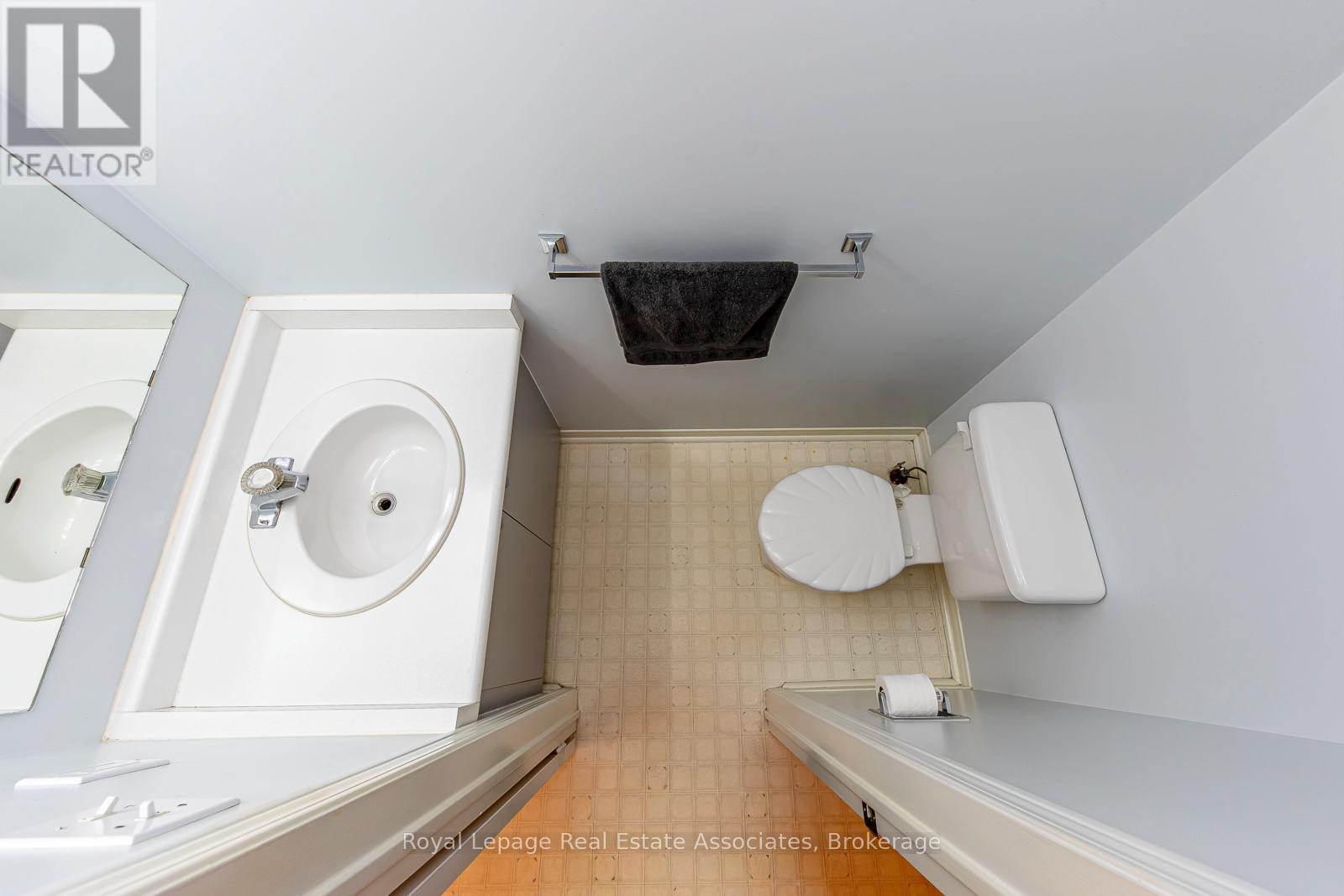 49 Letty Avenue, Brampton, Ontario L6Y 4T1 - Photo 21 - W12933900