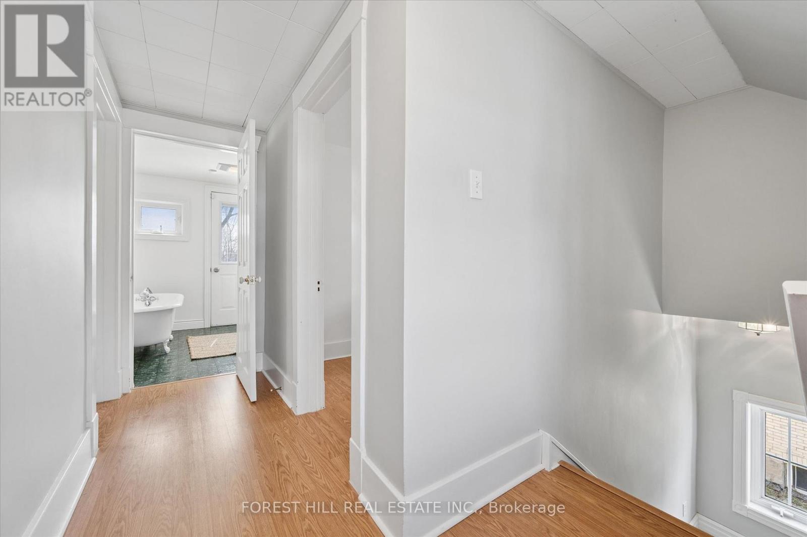 635 Lawrence Street, Cambridge, Ontario  N3H 2M8 - Photo 20 - X12933888