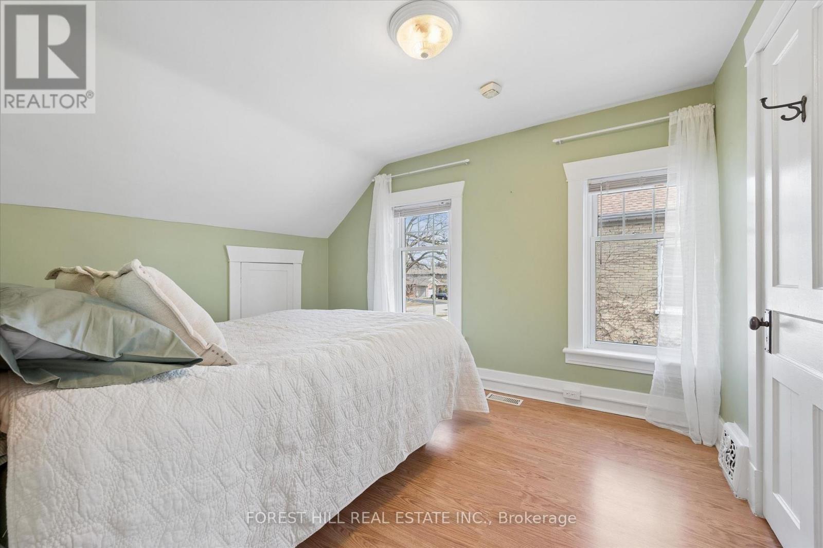 635 Lawrence Street, Cambridge, Ontario  N3H 2M8 - Photo 23 - X12933888