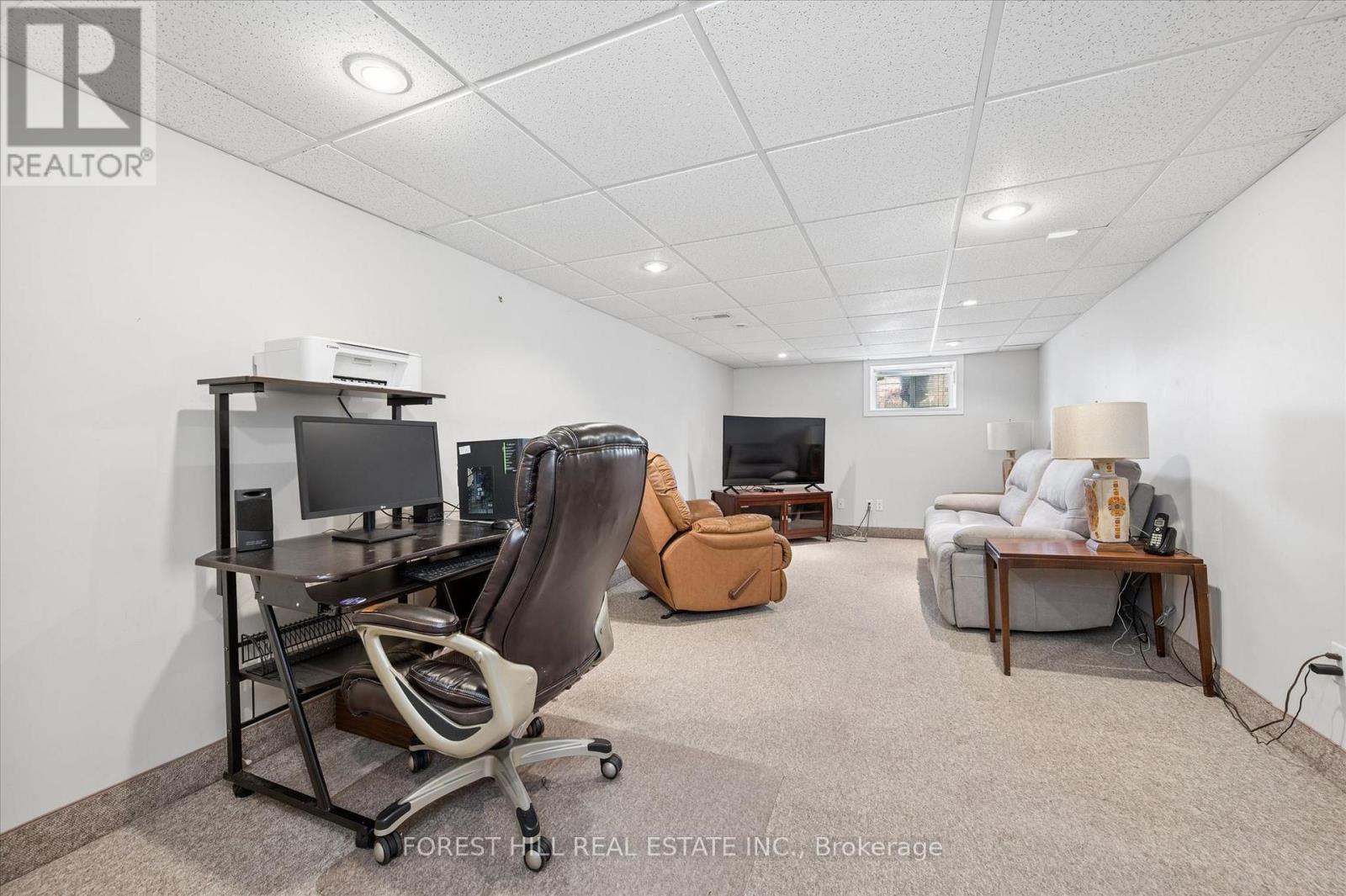 635 Lawrence Street, Cambridge, Ontario  N3H 2M8 - Photo 30 - X12933888