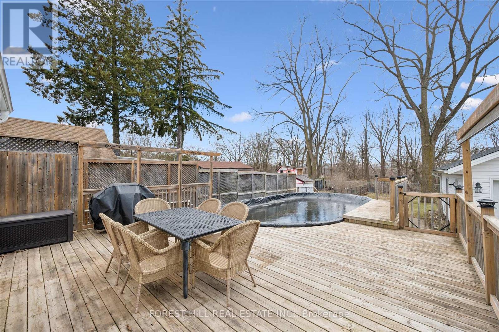 635 Lawrence Street, Cambridge, Ontario  N3H 2M8 - Photo 35 - X12933888