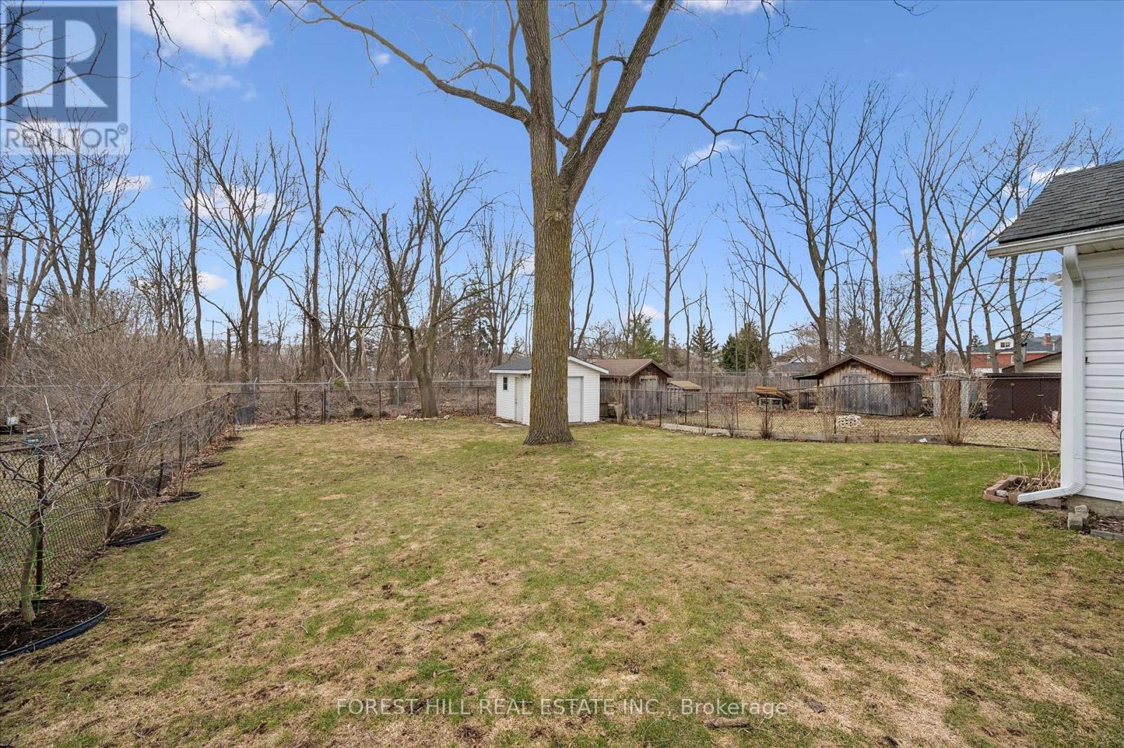 635 Lawrence Street, Cambridge, Ontario  N3H 2M8 - Photo 37 - X12933888