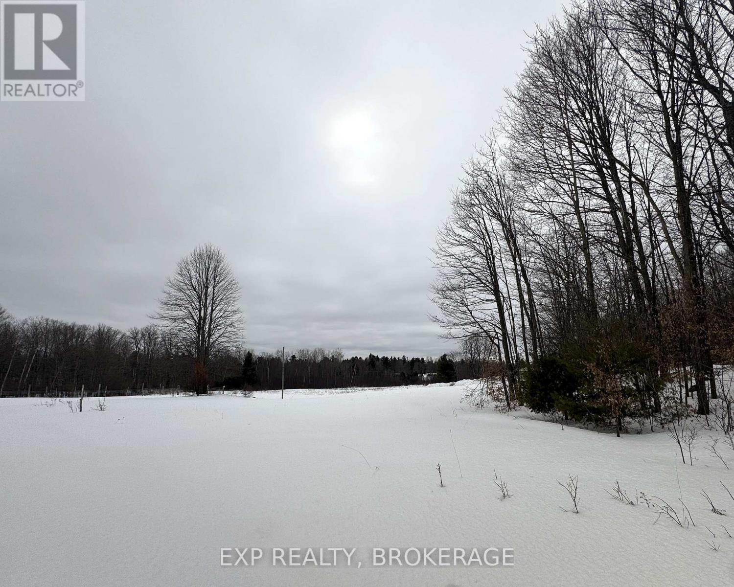 2260 FIFTH LAKE ROAD, Frontenac, Ontario