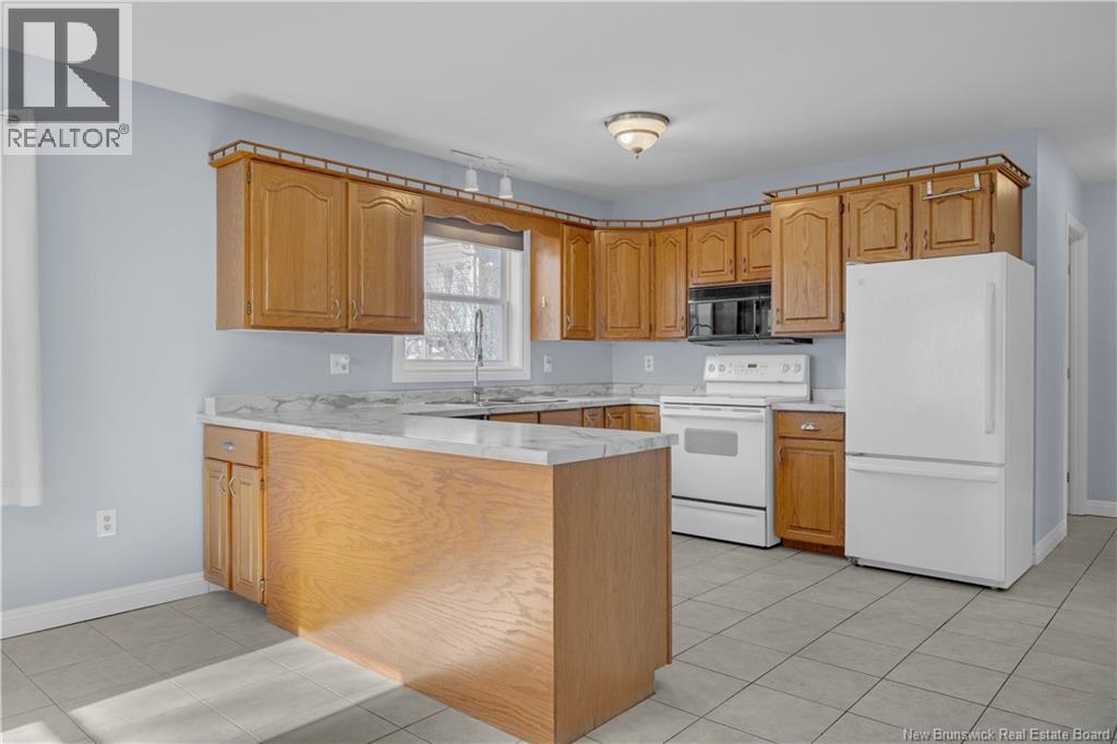 381 Lancaster Street, Saint John, New Brunswick  E2M 2L3 - Photo 17 - NB135941