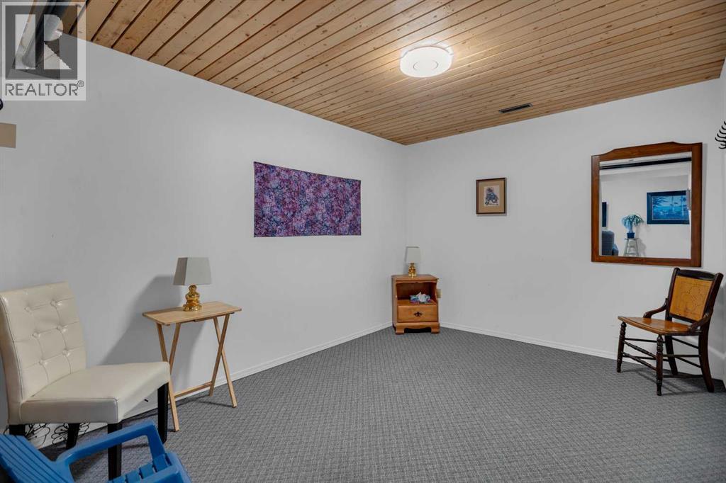 2, 717 Centre Street, Vulcan, Alberta  T0L 2B0 - Photo 25 - A2266570