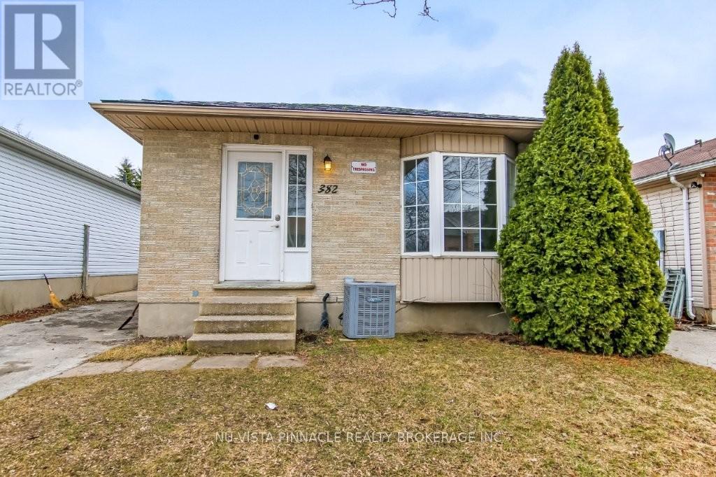 382 Fleming Drive, London East, Ontario  N5V 4Y8 - Photo 1 - X12933944