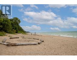 71247 ELIZABETH STREET, Bluewater, Ontario