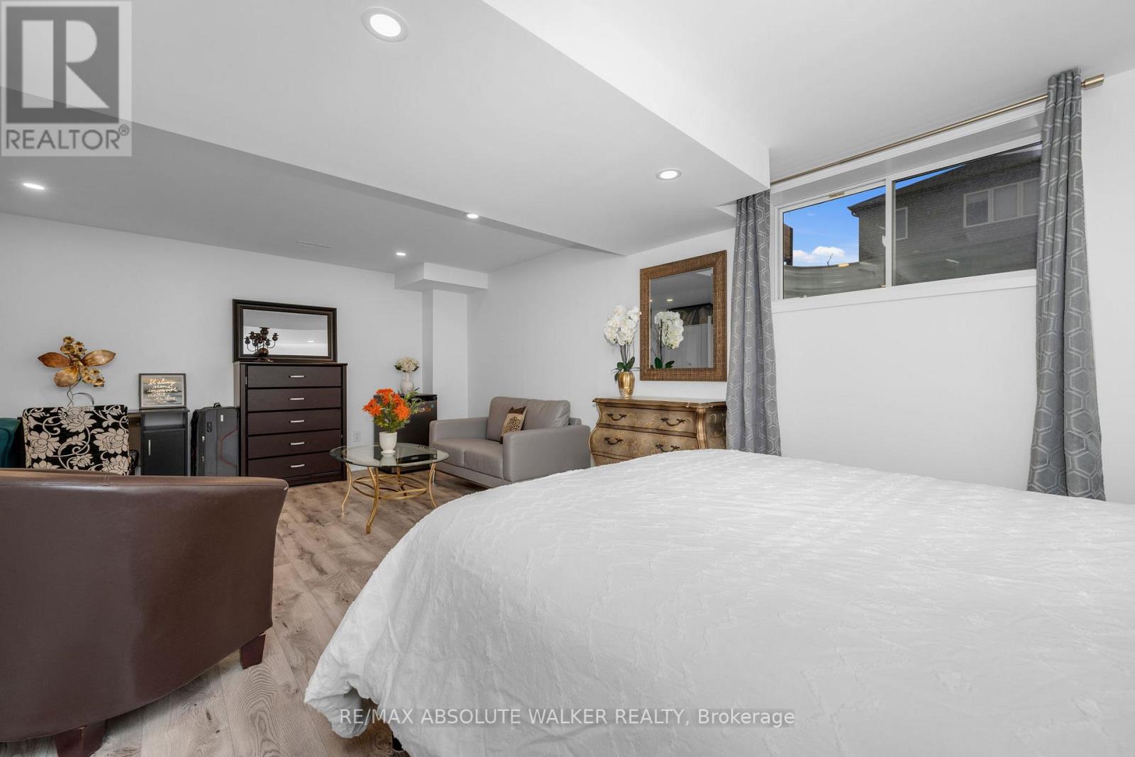 335 Cloyne Crescent, Ottawa, Ontario  K2J 6W4 - Photo 28 - X12933916