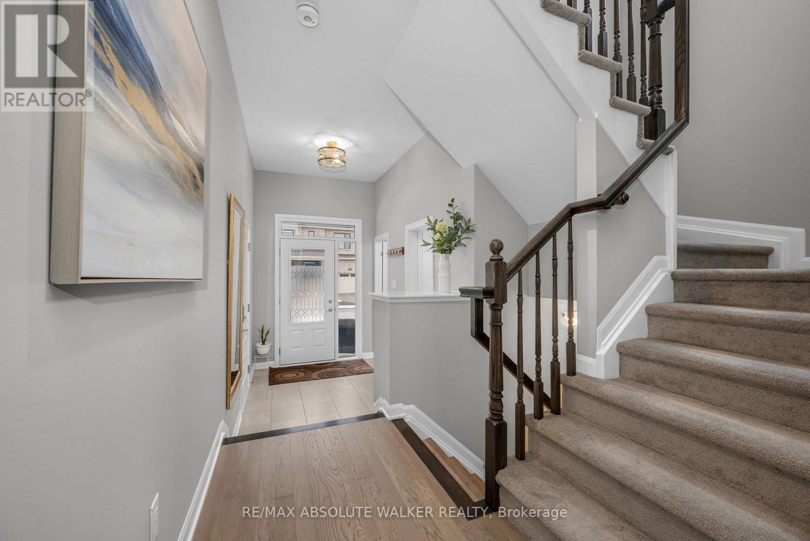 335 Cloyne Crescent, Ottawa, Ontario  K2J 6W4 - Photo 3 - X12933916