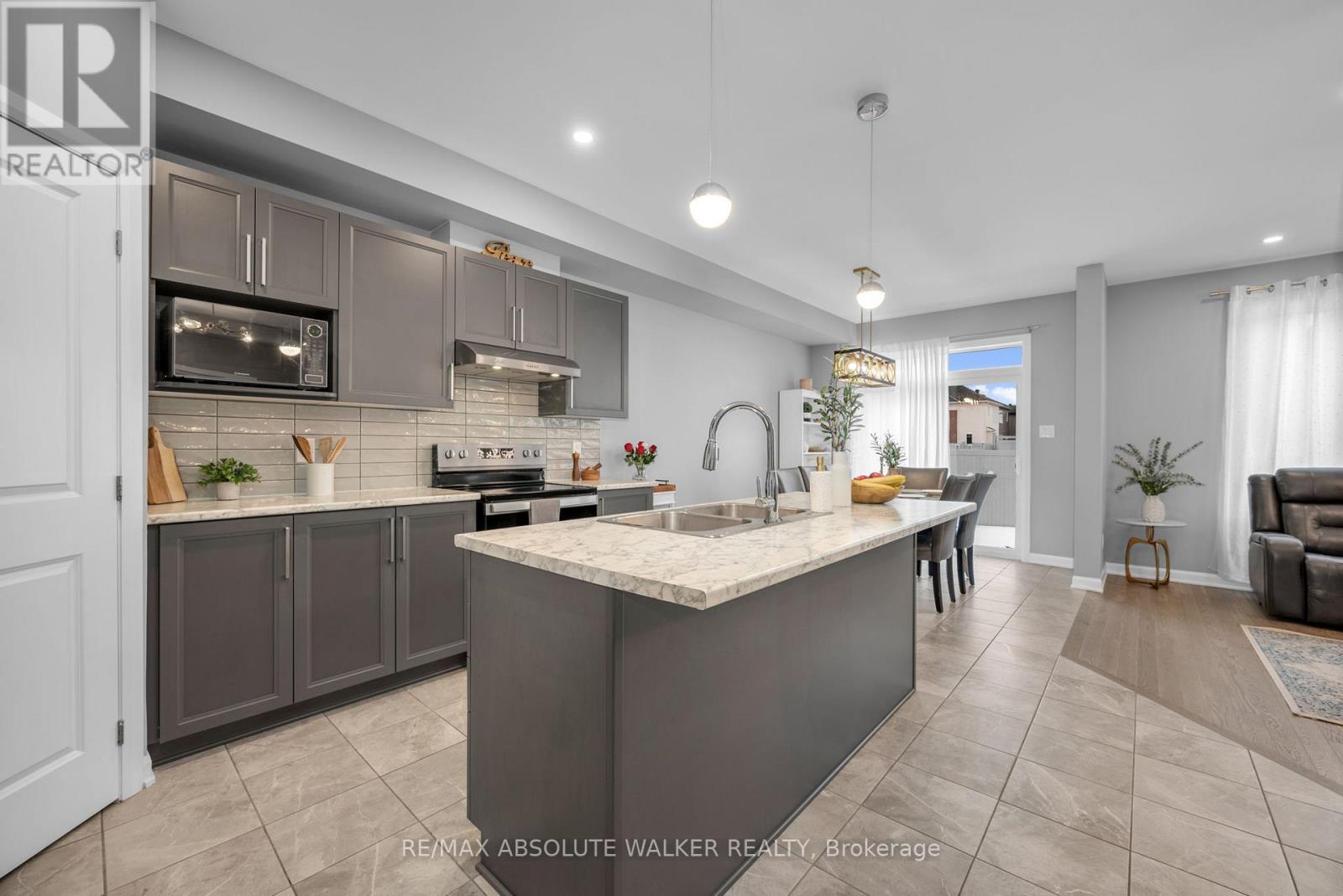 335 Cloyne Crescent, Ottawa, Ontario  K2J 6W4 - Photo 7 - X12933916