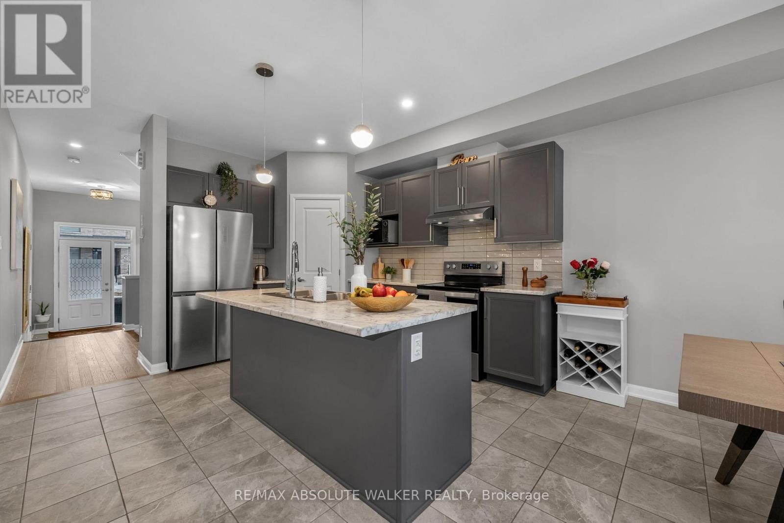 335 Cloyne Crescent, Ottawa, Ontario  K2J 6W4 - Photo 8 - X12933916