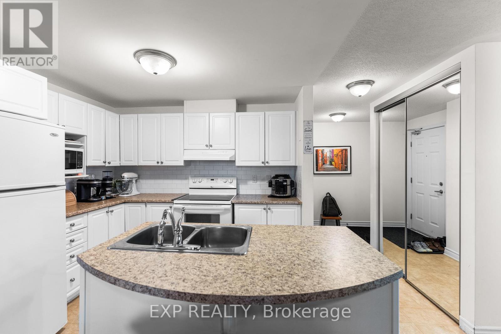 2 - 385 Paseo Private, Ottawa, Ontario  K2G 4N7 - Photo 7 - X12933924